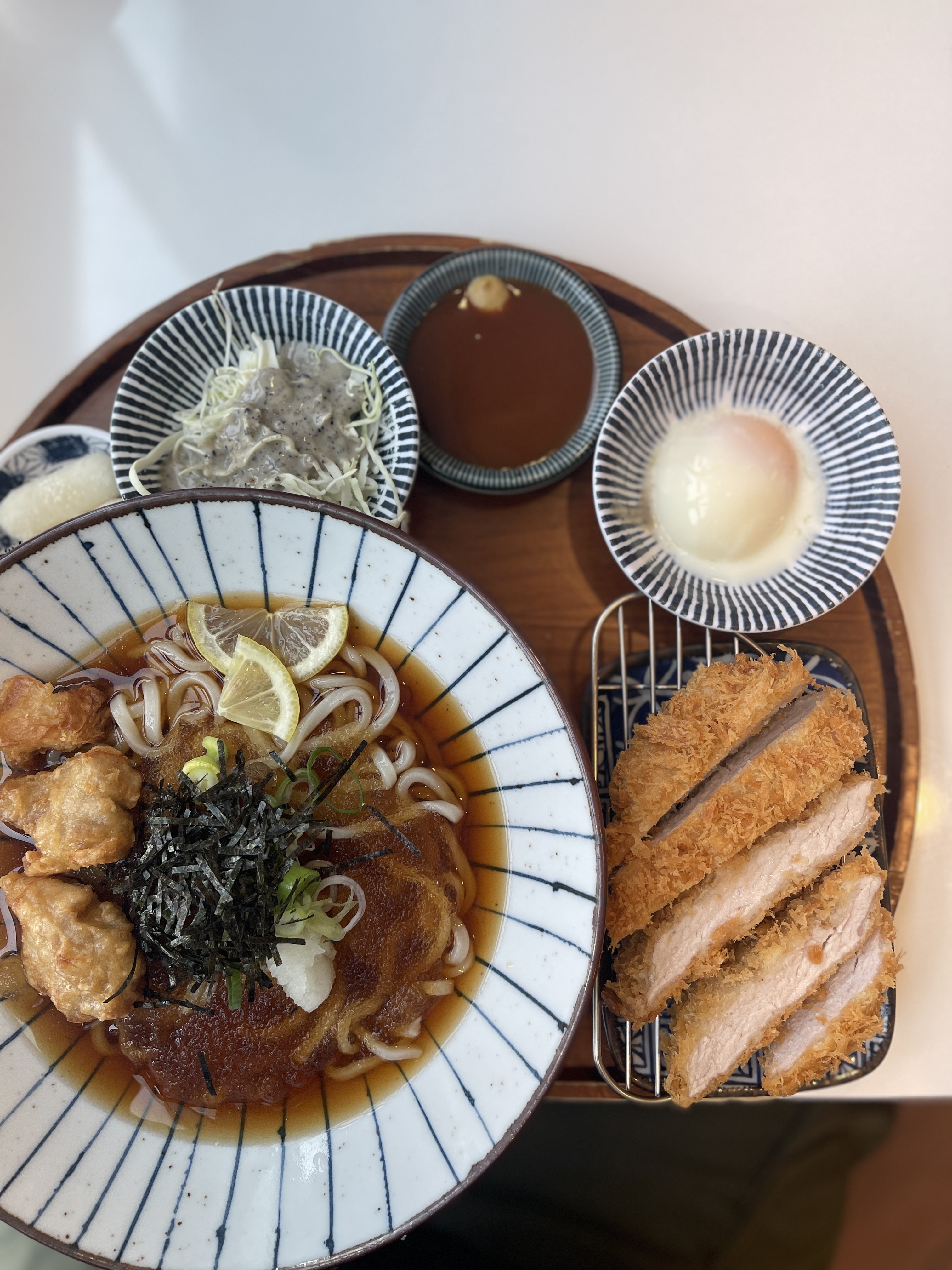 오랜만에 왔는데 안 먹어본 메뉴가있어서 시켜봤는데 너무 너무 맛있네요!! 자주 오고싶어요!