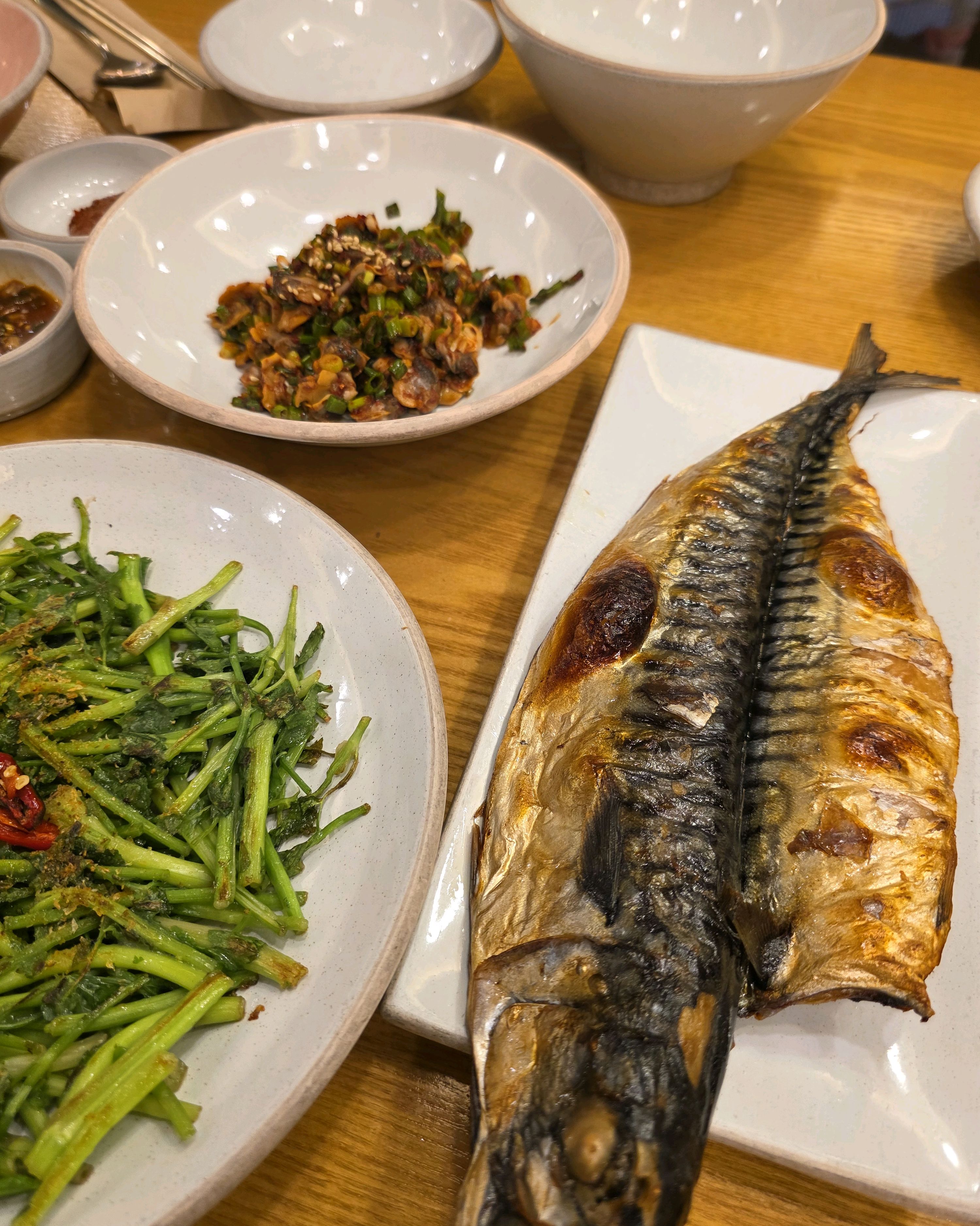 운좋게 웨이팅 없이 들어와서 바로 먹었어요 - 인천 맛집 밥상편지 송도점