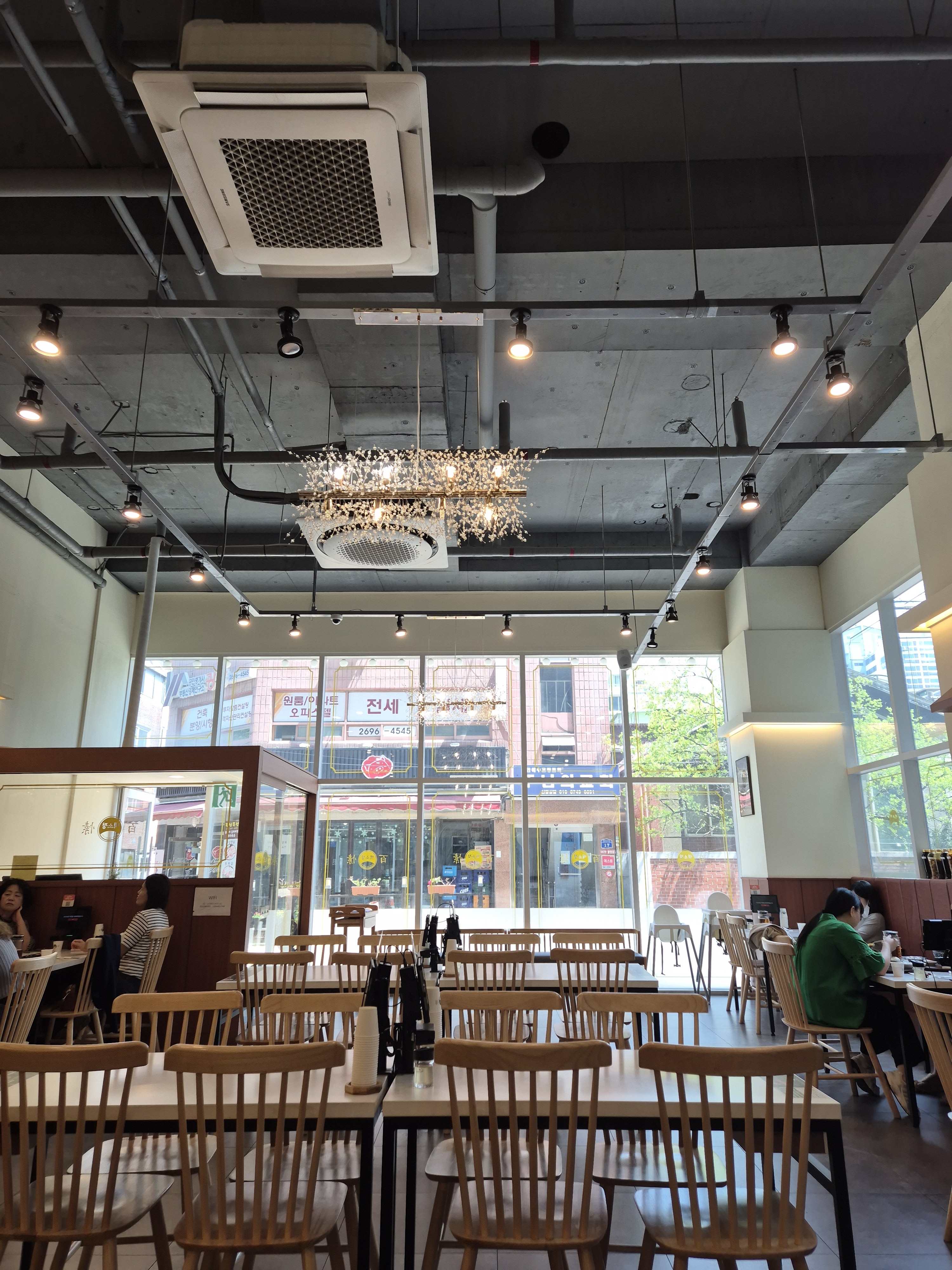 맛도 있고 분위기도 좋고 주차도 편한 곳 추천합니다. - 등촌역 맛집 백소정 등촌역점