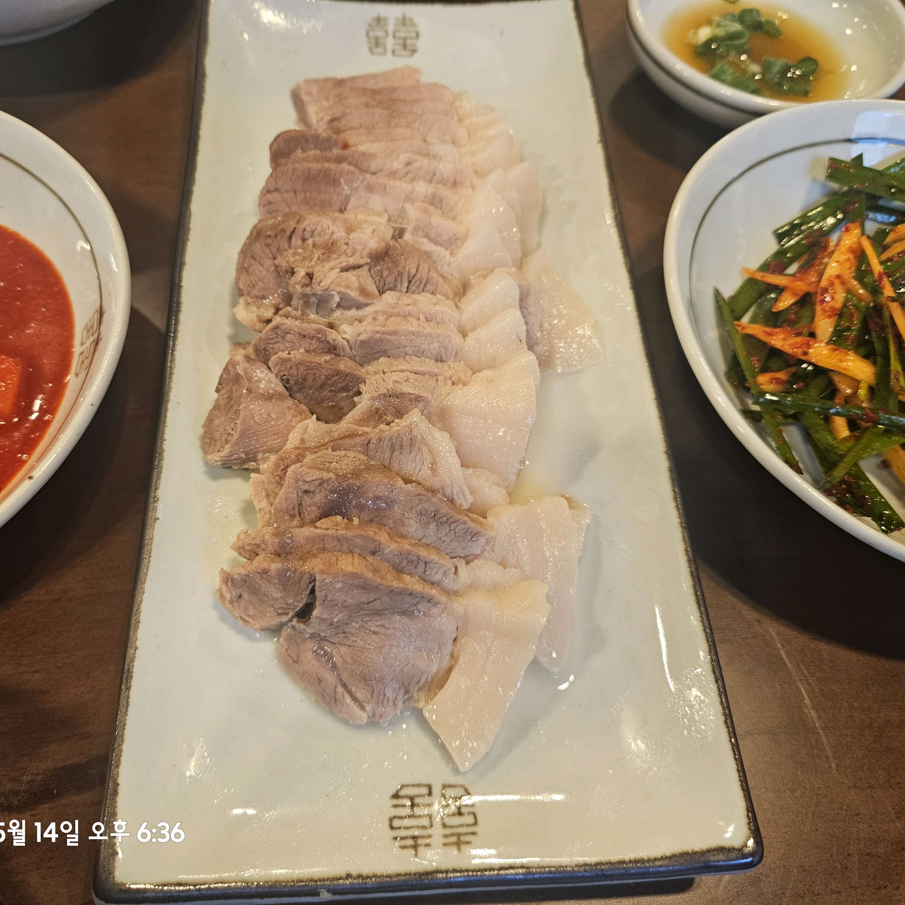 맛있게 잘 먹었습니다 매장이 깨끗하니 맛나네요 - 제주 맛집 장수국수 본점