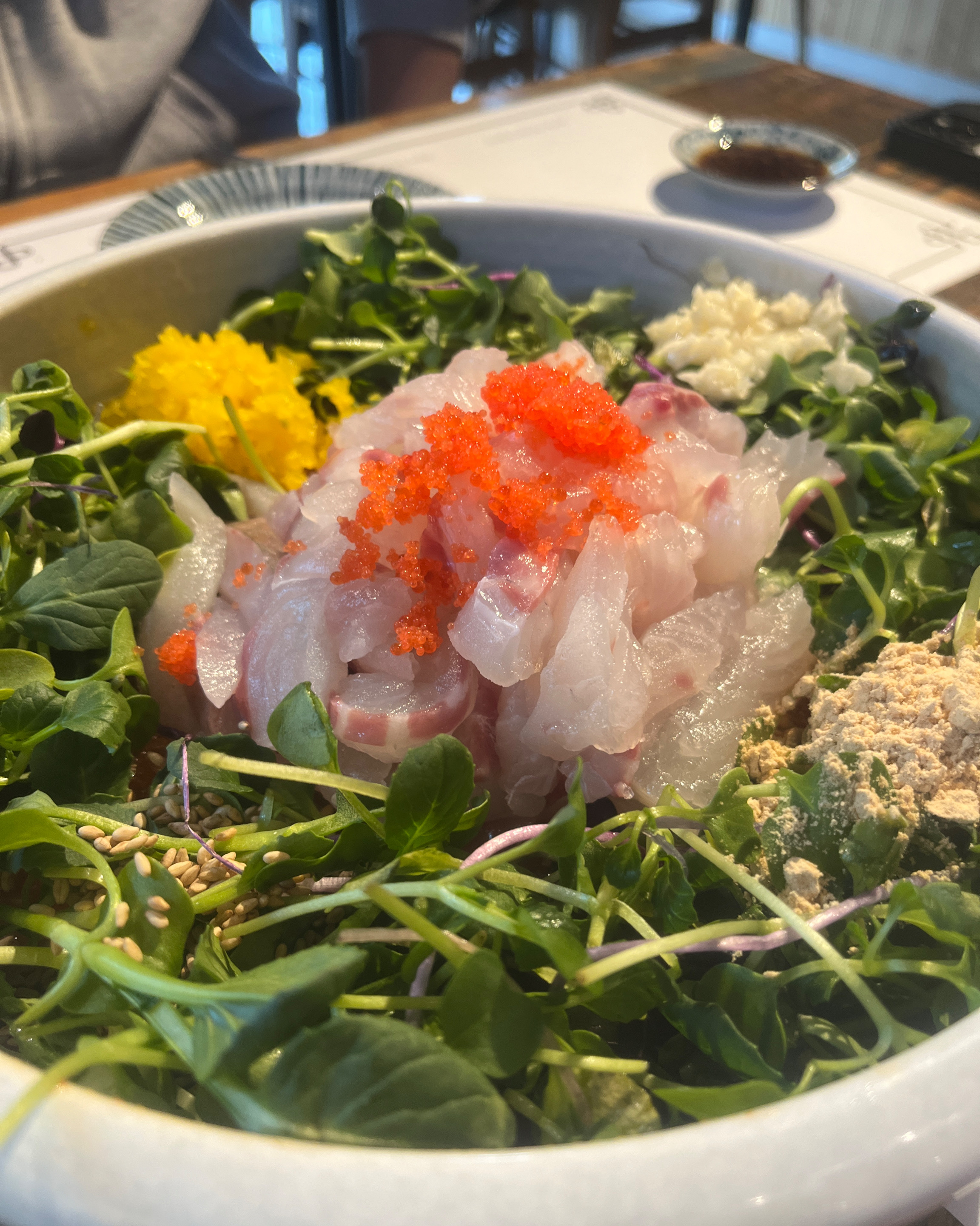 맛집 소문은 자자한데 물회 사진을 못봤능데 제가 올립니다~~~ㅋㅋㅋ 항상 인기만점이네요!!