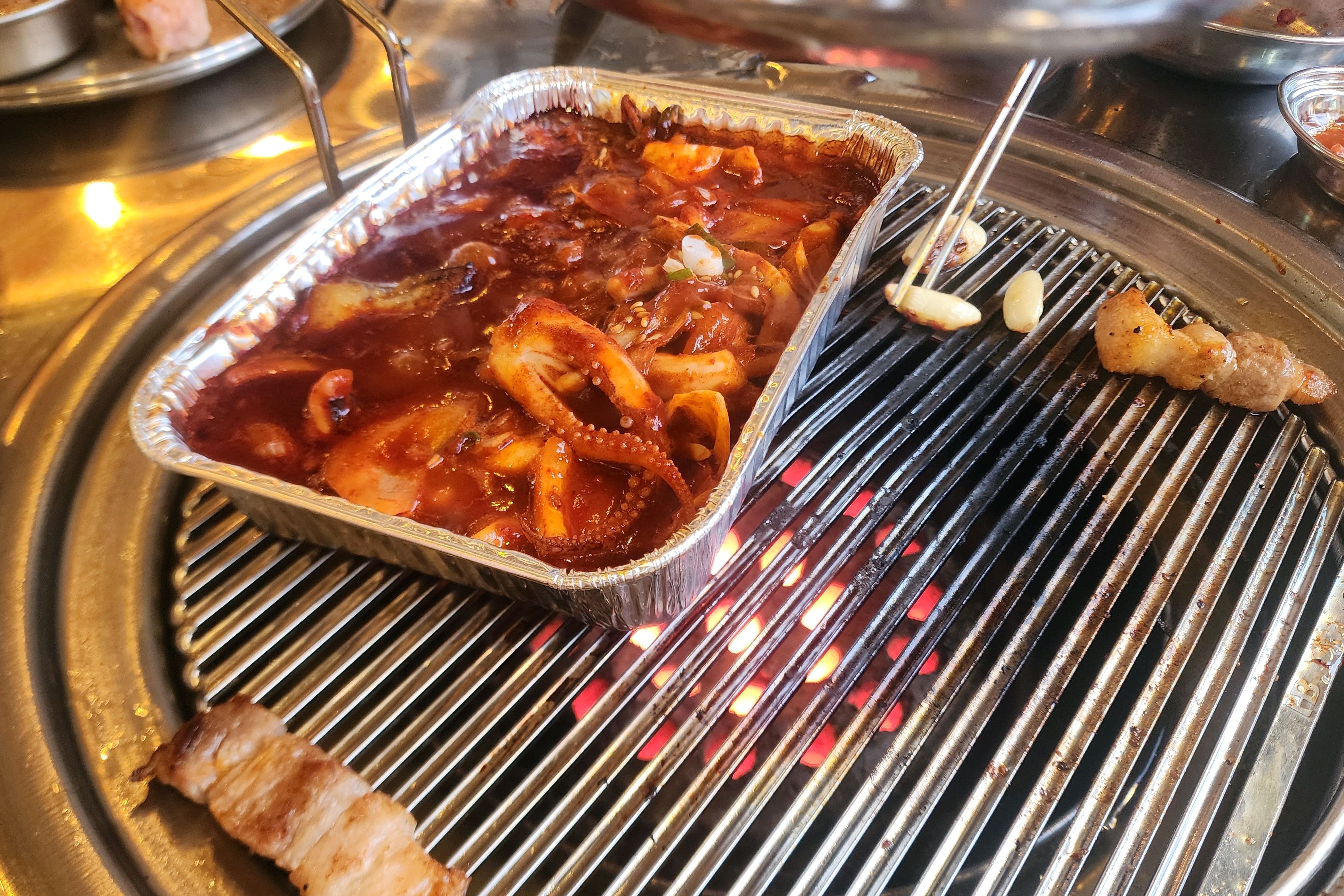 삼겹살 굿ㅣ!!!! 술을 부르는 맛입니당 - 인천 맛집 연탄의정석 청라커낼에비뉴점