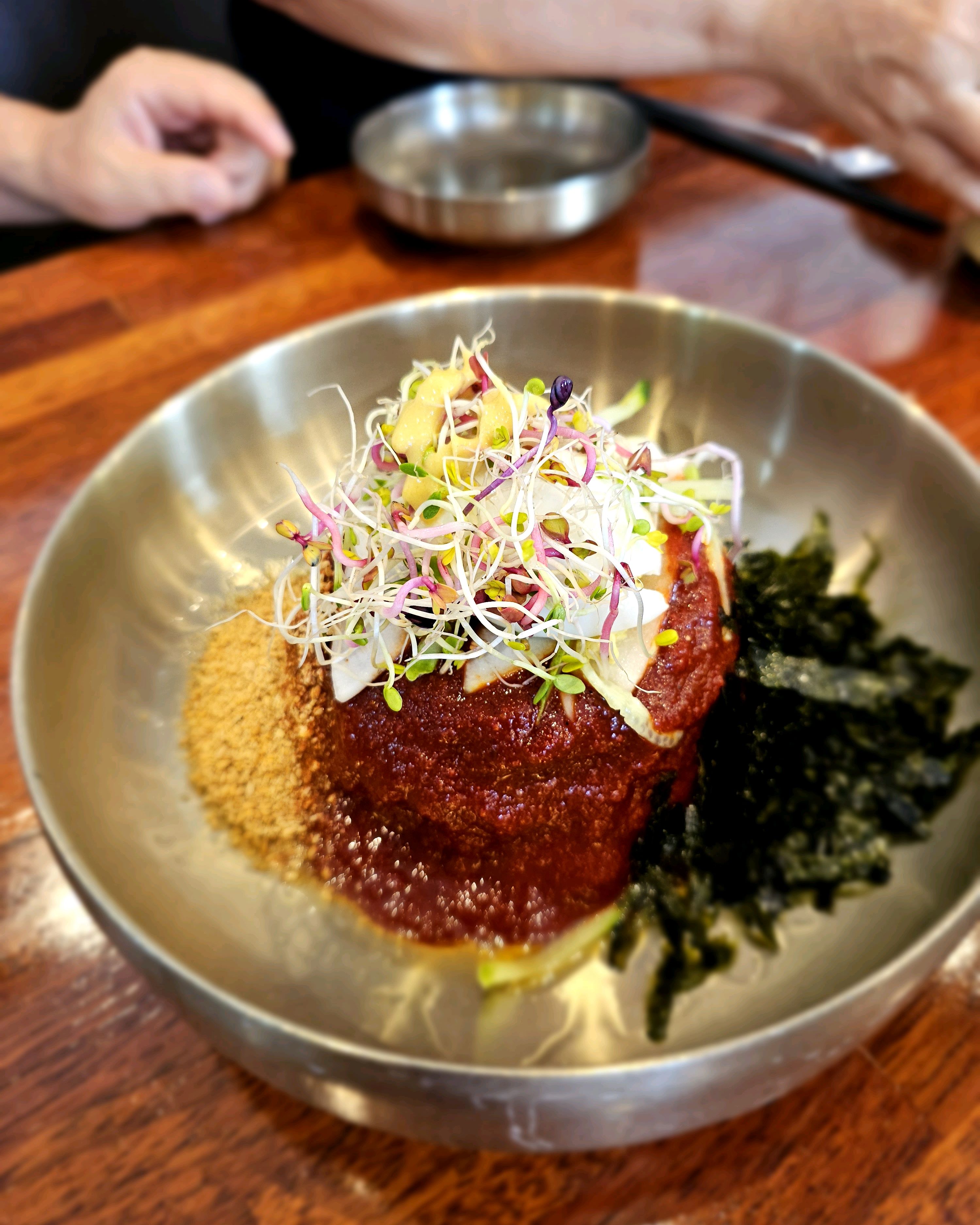 맛있고 청결하네요! - 인천 맛집 서도막국수