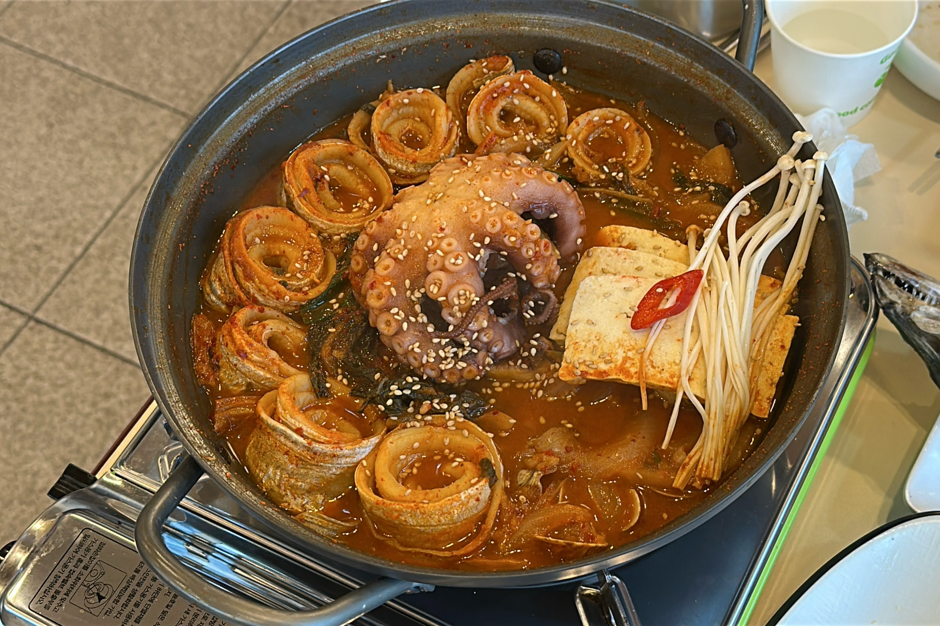 저번에 남자친구랑 제주도 왔을 때 와봤는데 맛있었던 기억이 있어서 이번에 가족 여행으로 다