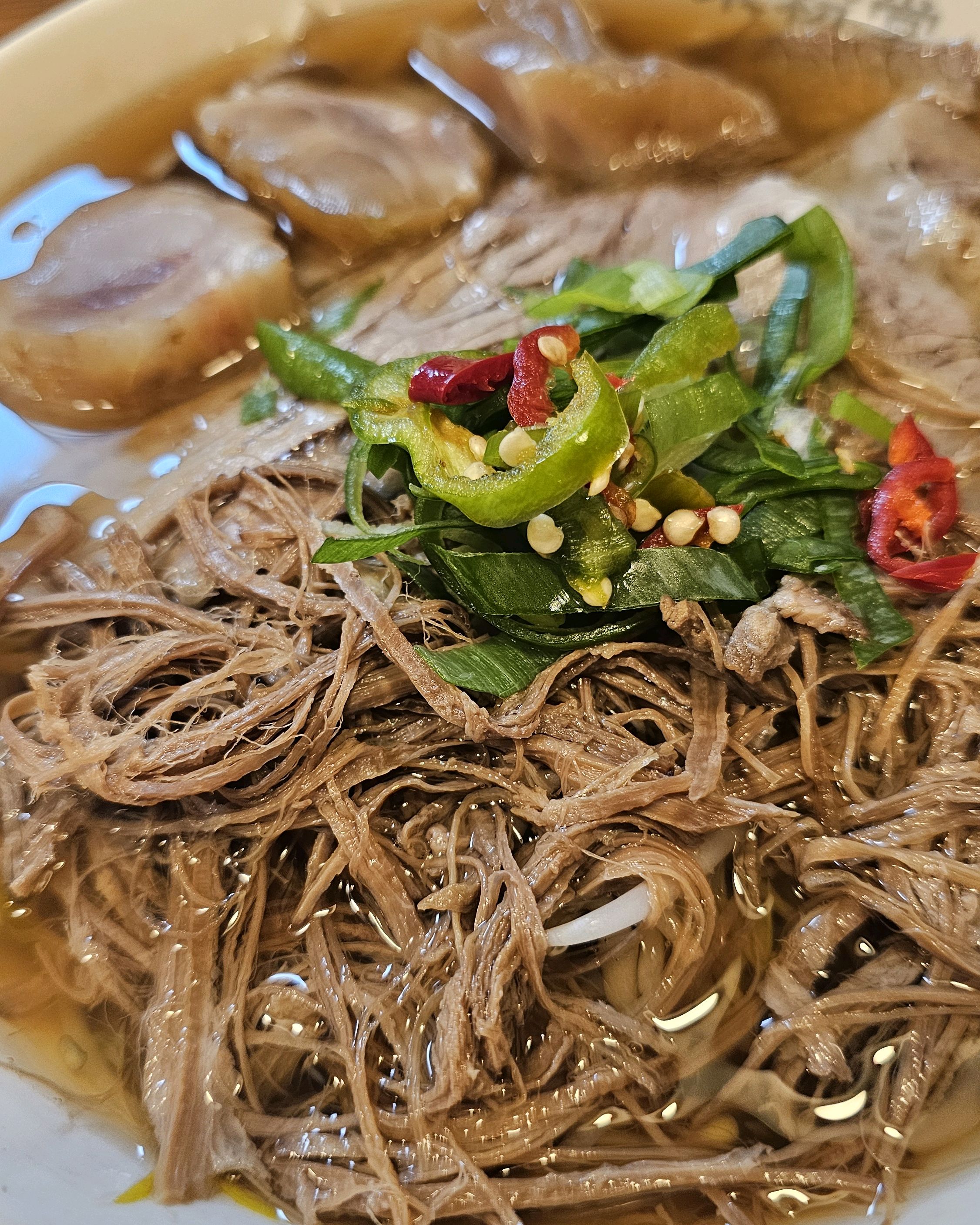 너무 너무 맛있어요.. 미분당은 역시 믿고 먹습니다 국물도 맛있고 면도 맛있네요 - 충무로 맛집 미분당 충무로점
