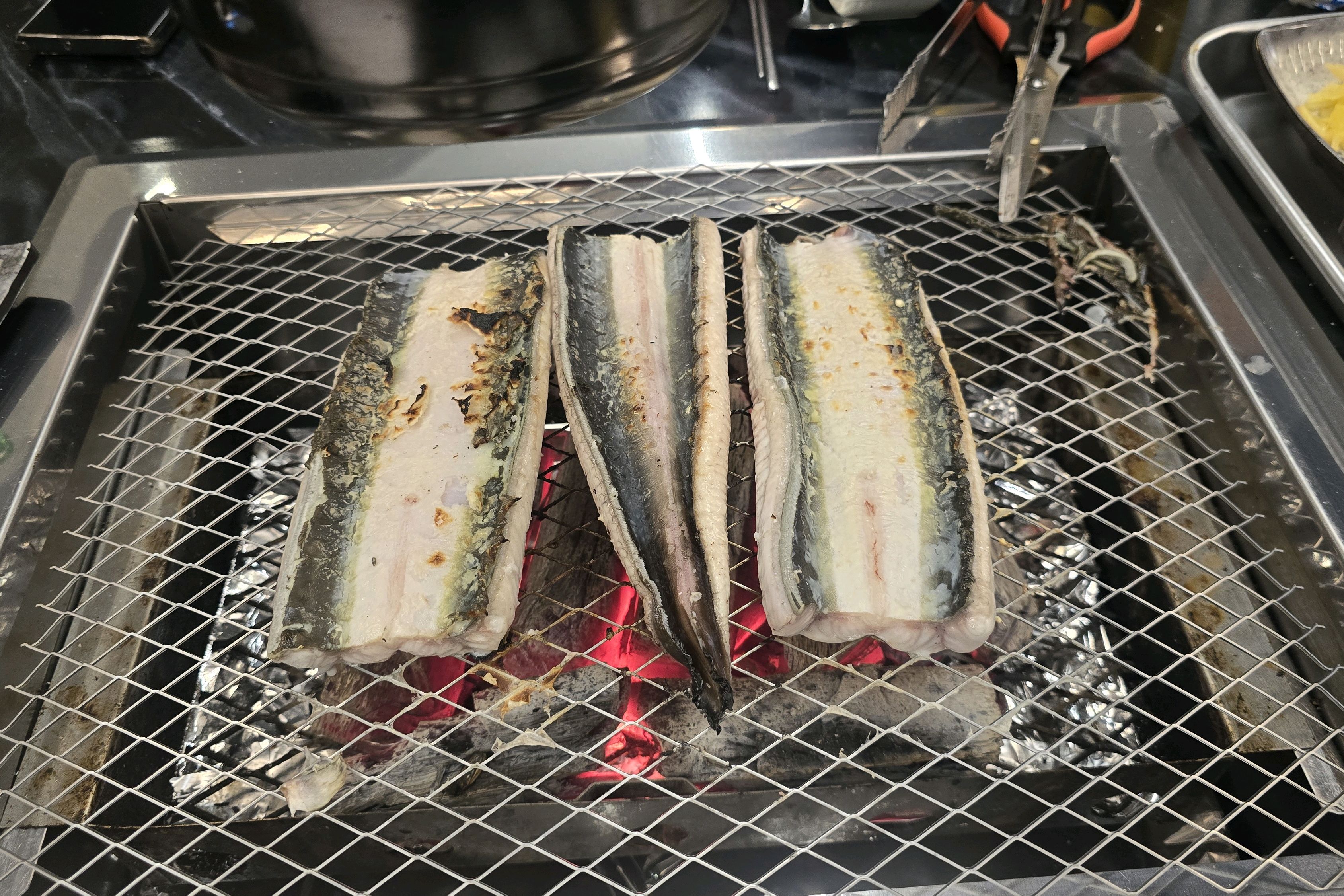 처음와보는데 매장이 깔끔하고 - 인천 맛집 팔당장어 인천논현점