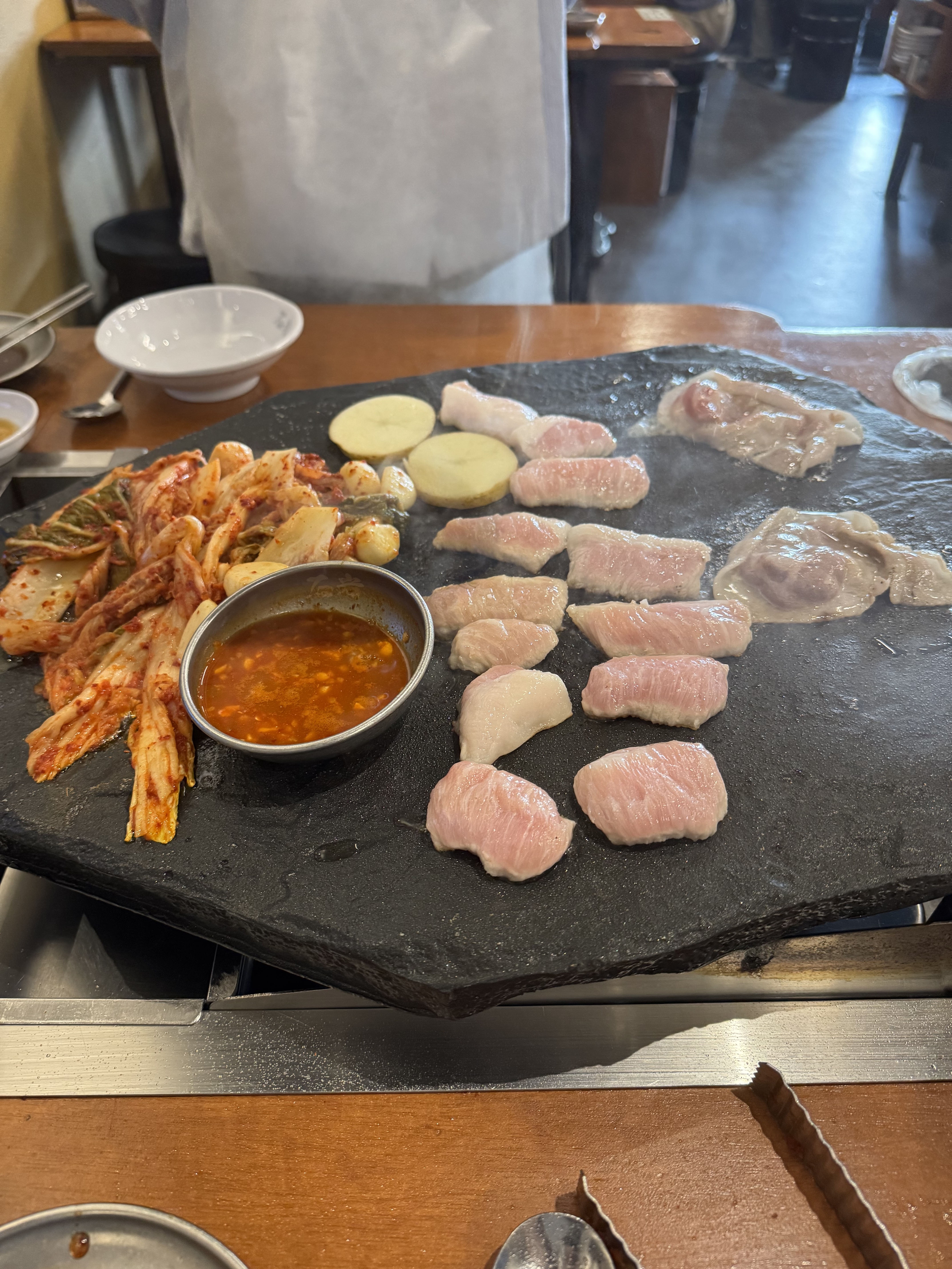 말로만 듣던 석암 드디어 방문했어요 - 인천 맛집 석암생소금구이 송도타임스페이스점