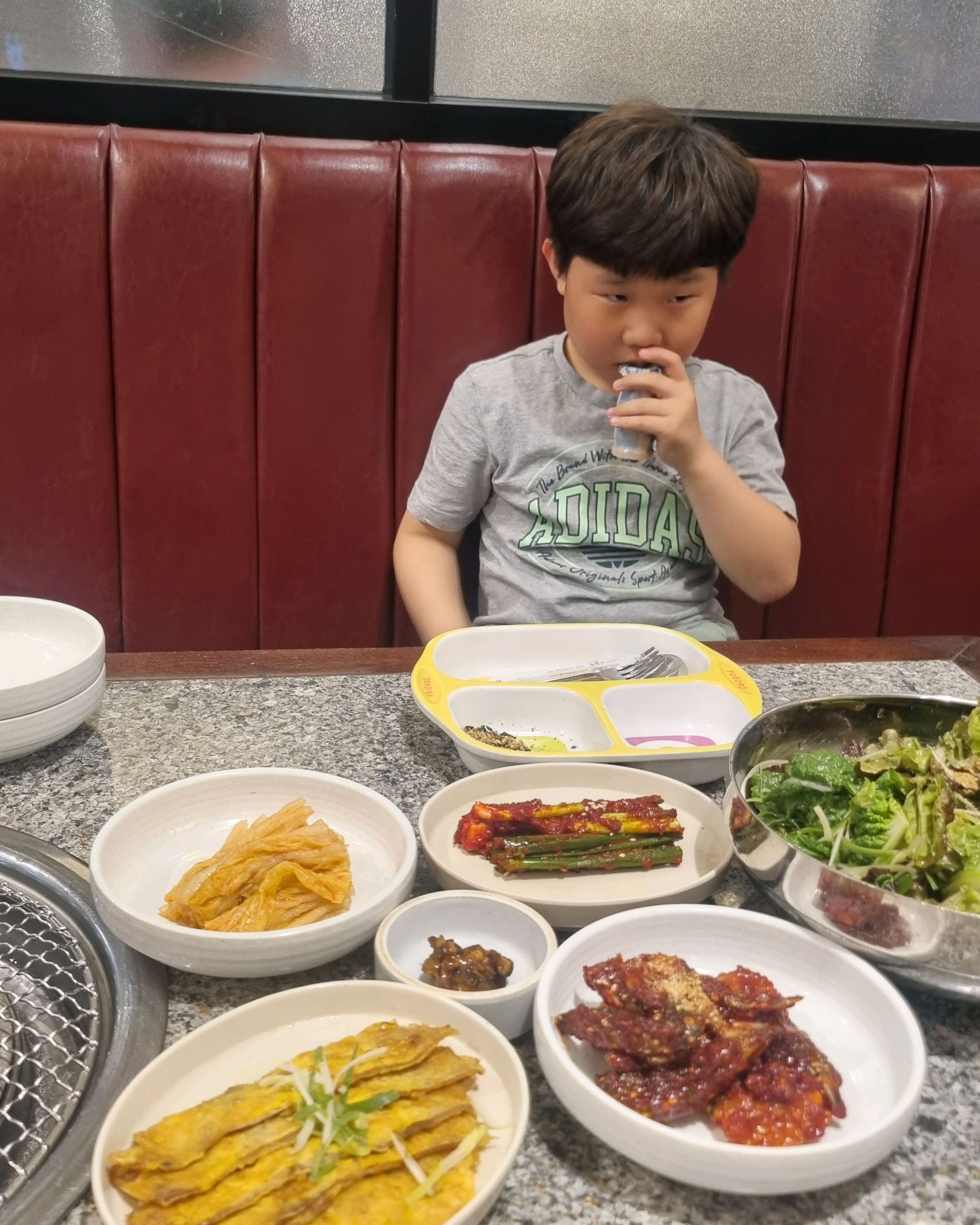 고기 맛있게 잘 구워주시고 직원분들이 친절해요^^ - 대구 맛집 갈비만 대구본점