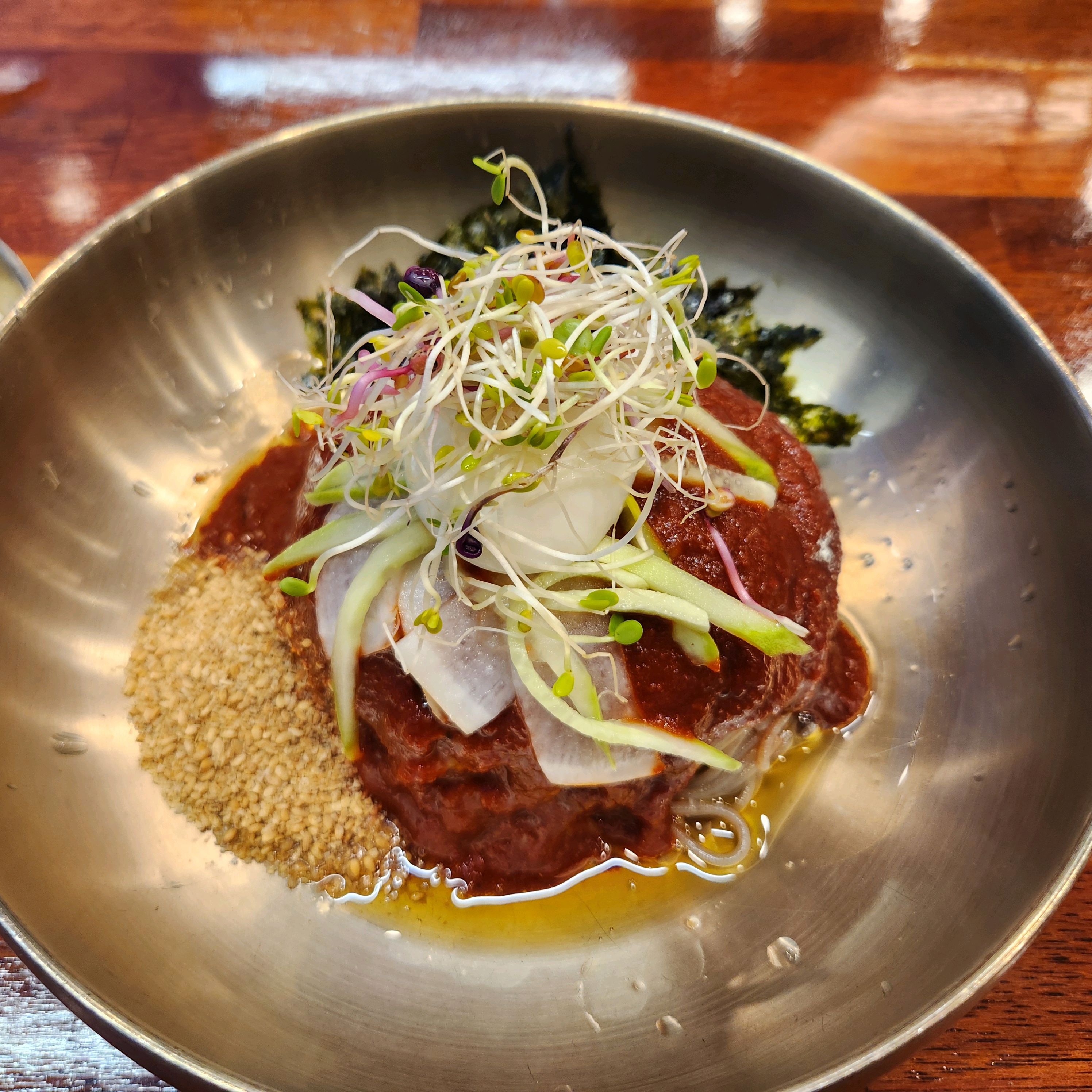 혼자왔는데도 넘 친절하셨고, 막국수도 넘 맛있어요!^^ - 인천 맛집 서도막국수