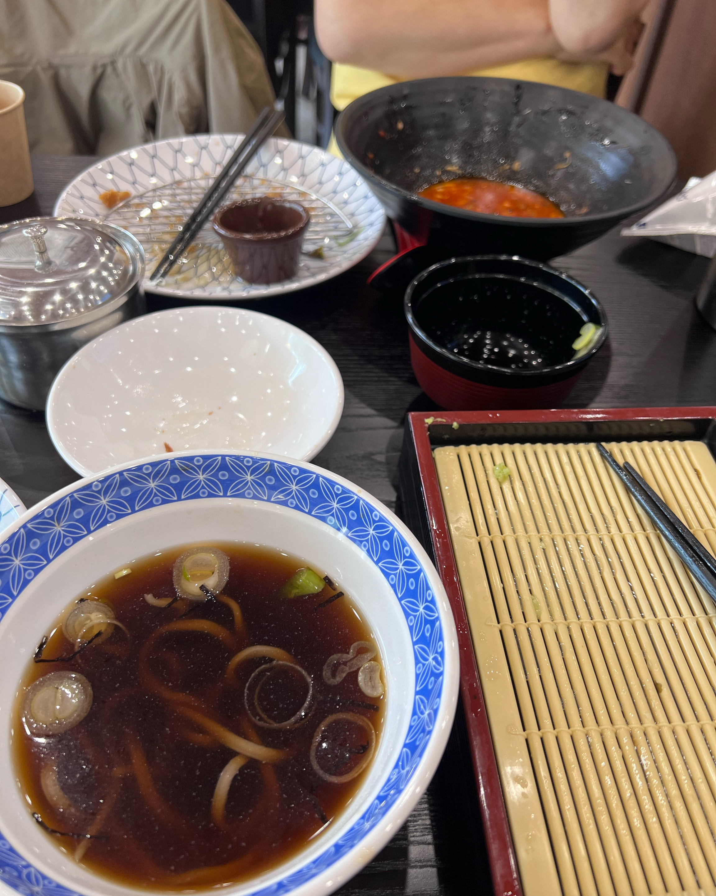 순식간에 다 먹어서 빈 그릇이네요! 너무 맛있어요! 비빔소바도 굿굿! - 화정 맛집 삼동소바 고양화정점