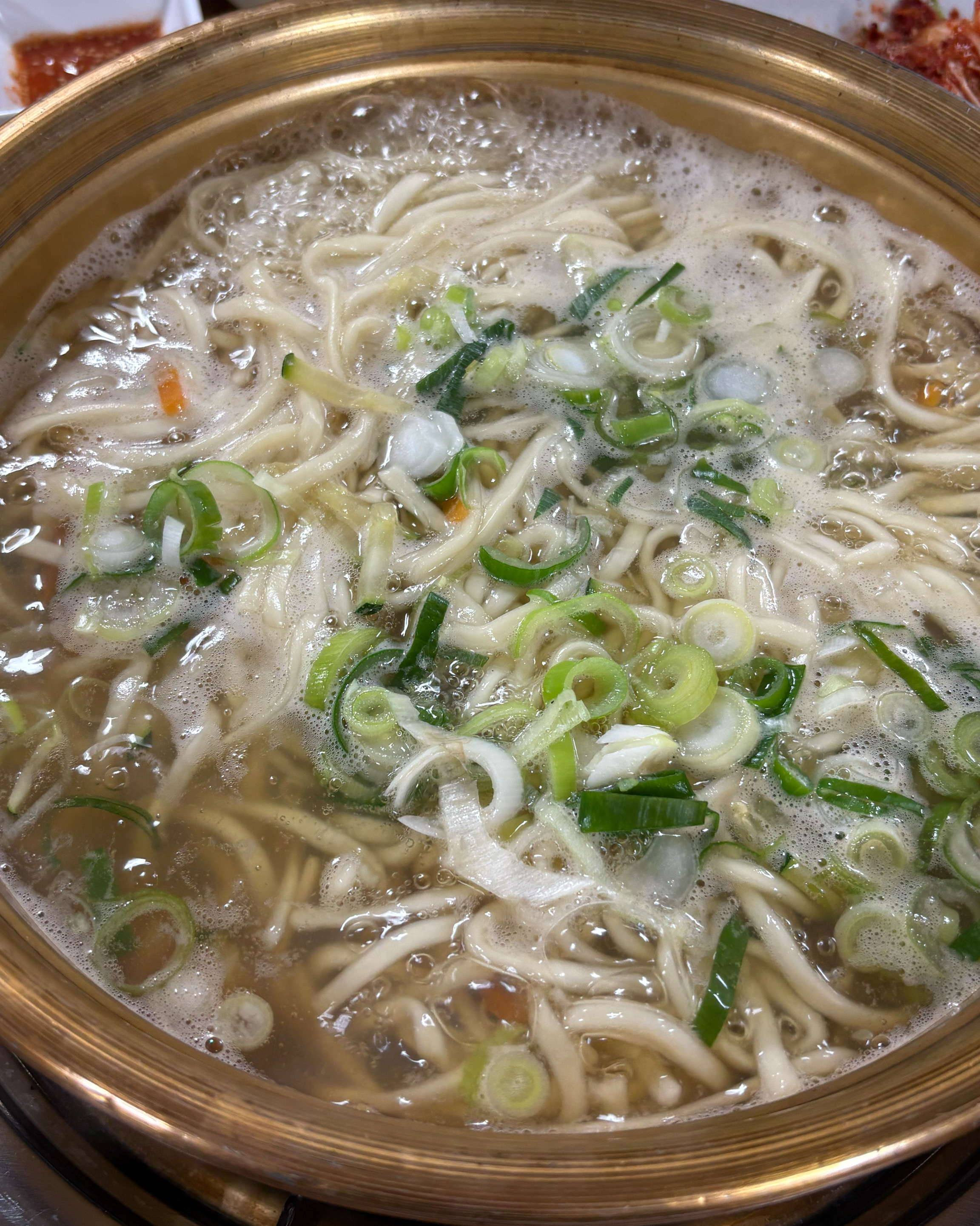 양도 많고 맛있어요! - 대전 맛집 대전 칼국수 족발 쭈꾸미볶음 본점