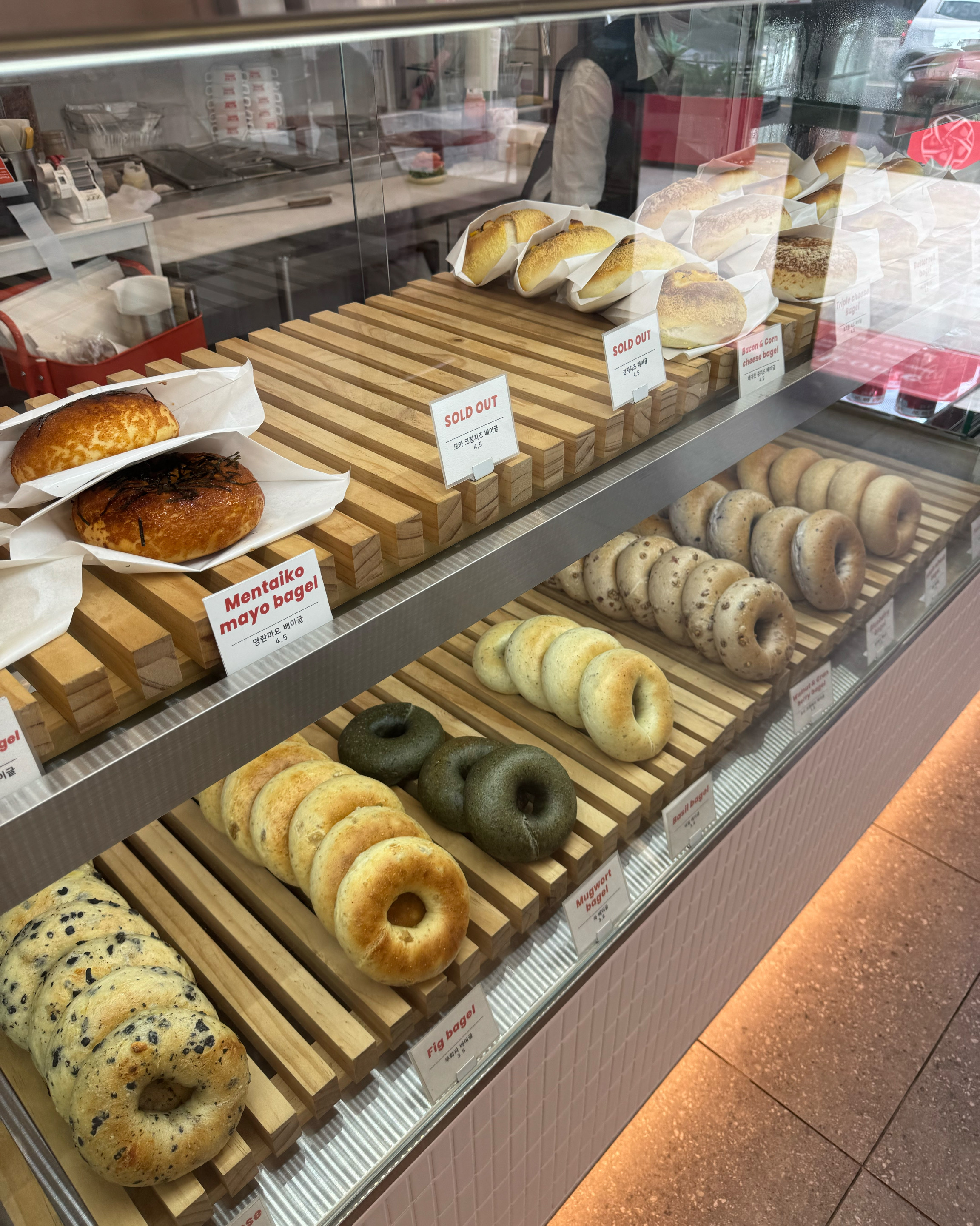 이쁜 베이글 먹으러 왔는데 너무 분위기도 좋고 또 올까 같아여! 좋아요 좋아!👍🏻👍🏻👍🏻👍