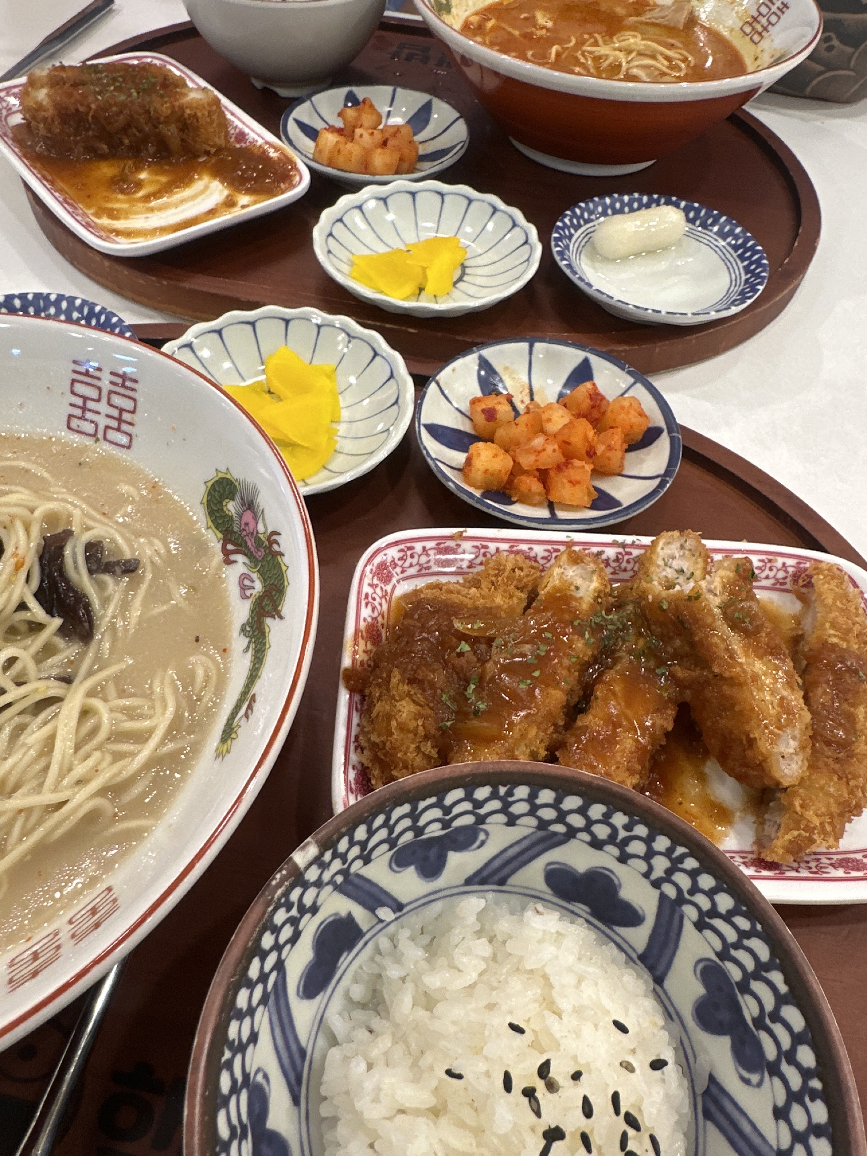 신랑이랑 처음 와봤는데 맛있네요👍 - 인천 맛집 핵밥 구월로데오점