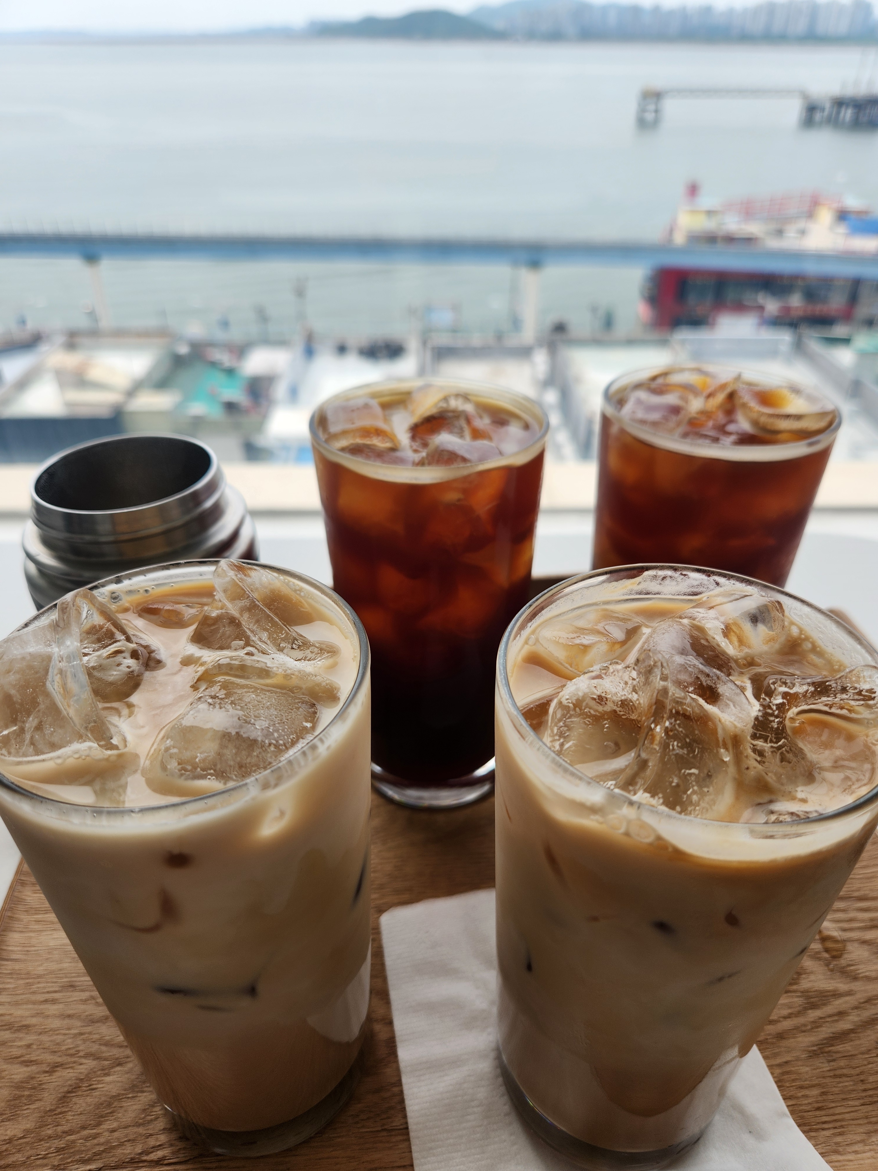 뷰가 넘 쥑이네요~~ - 인천 맛집 브레댄코 월미도점