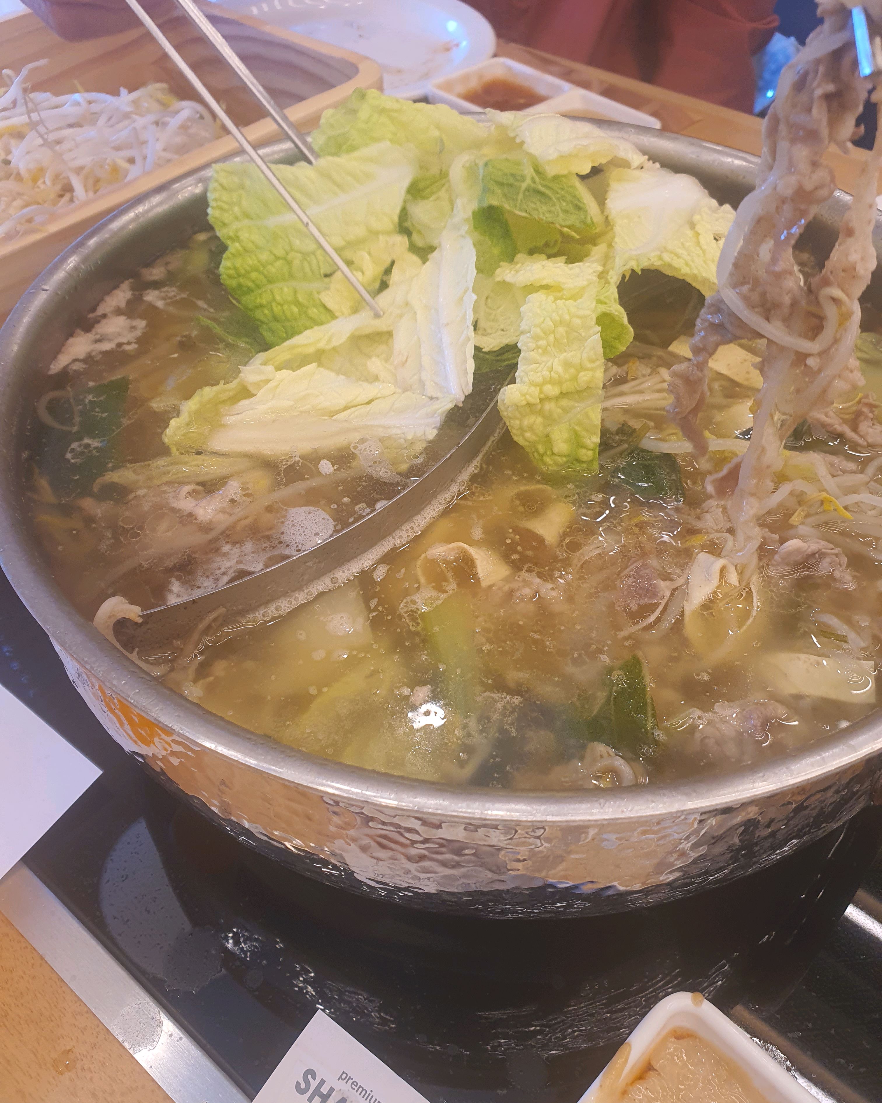 근처라 한반 와봤는데 아주 맛있네요~ - 인천 맛집 샤브올데이 인천검단신도시점