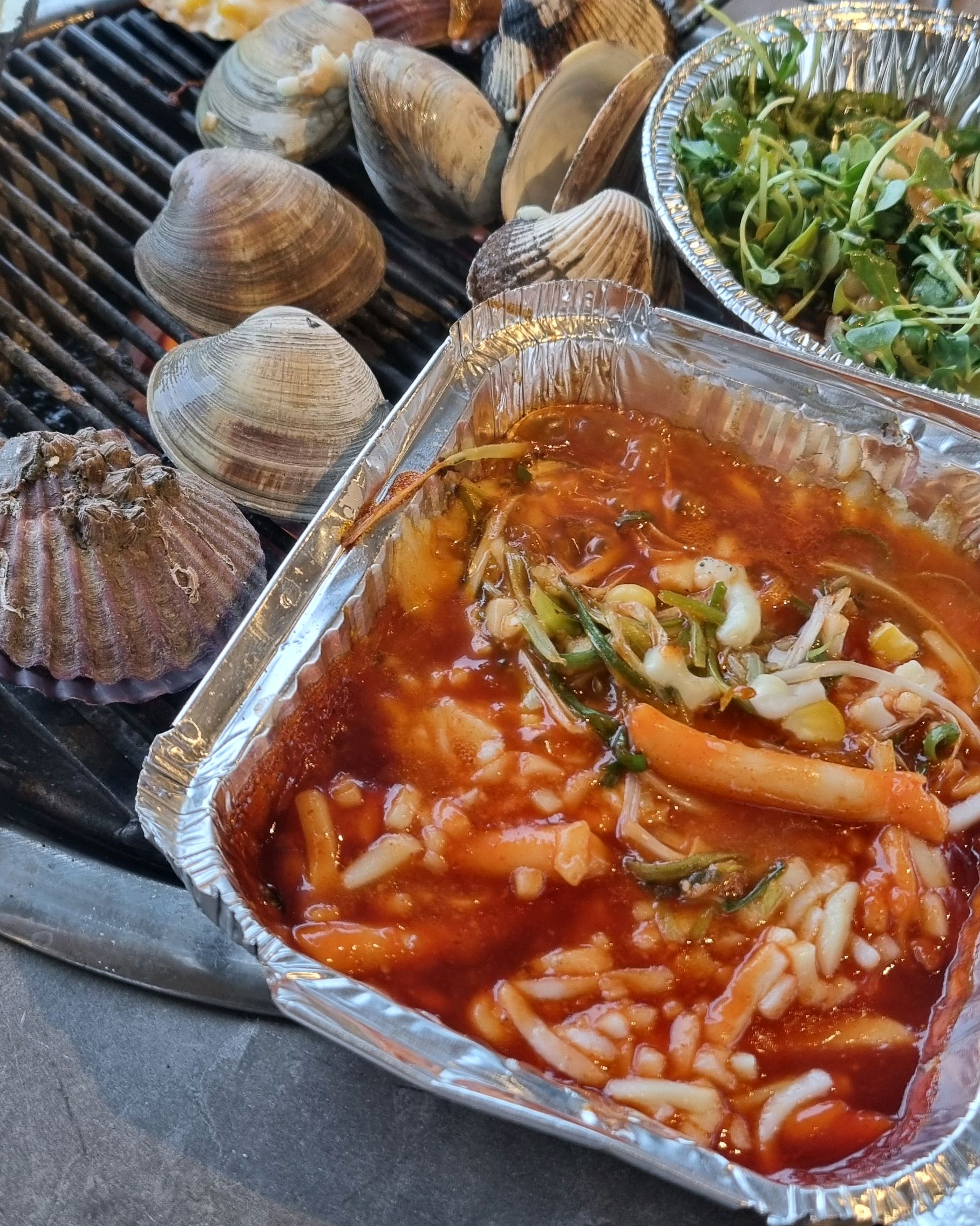 가족여행와서 들렸어요. - 인천 맛집 청춘조개 을왕리본점
