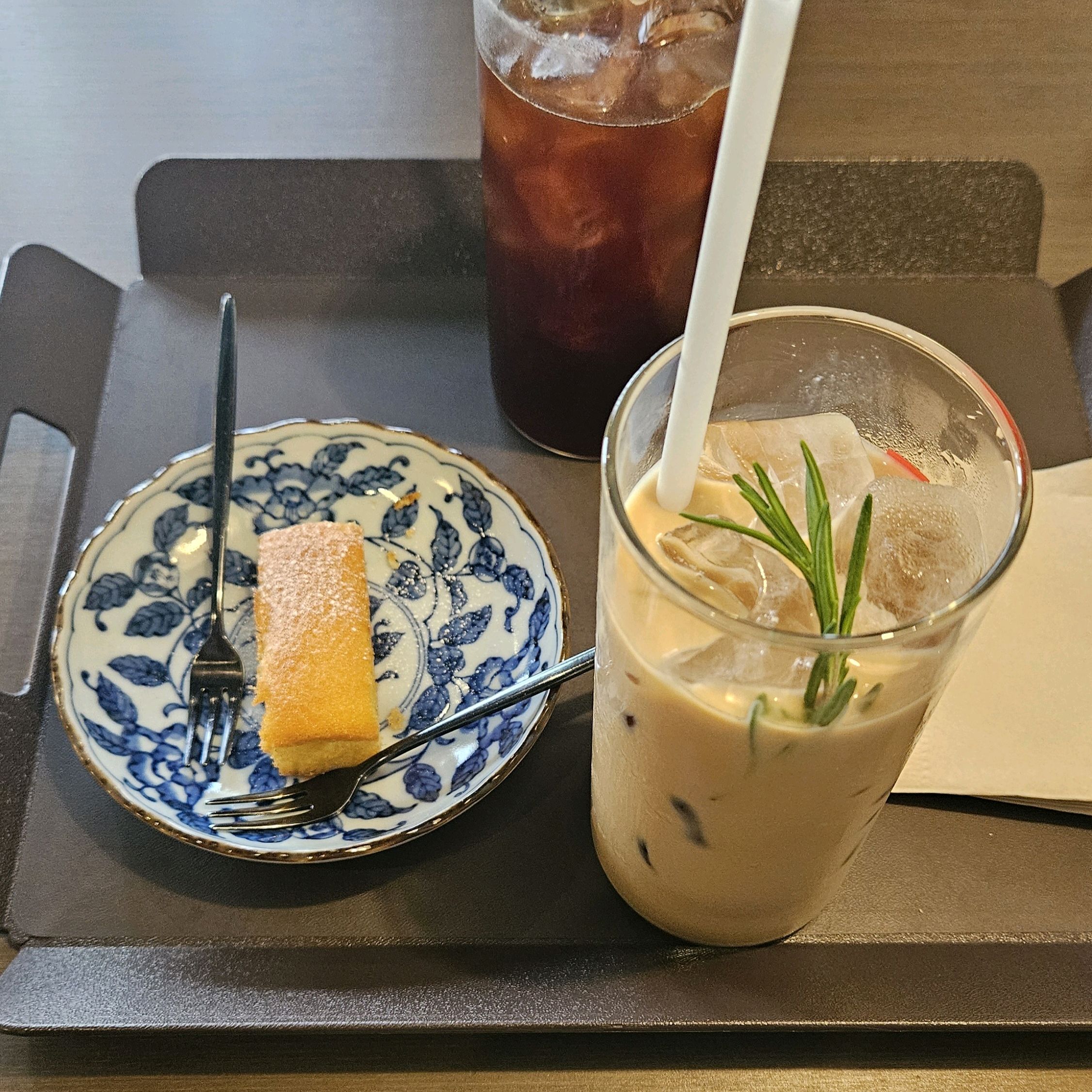 음료가 맛있고 분위기가 너무 마음에 들어요 - 인천 맛집 소설원 만수