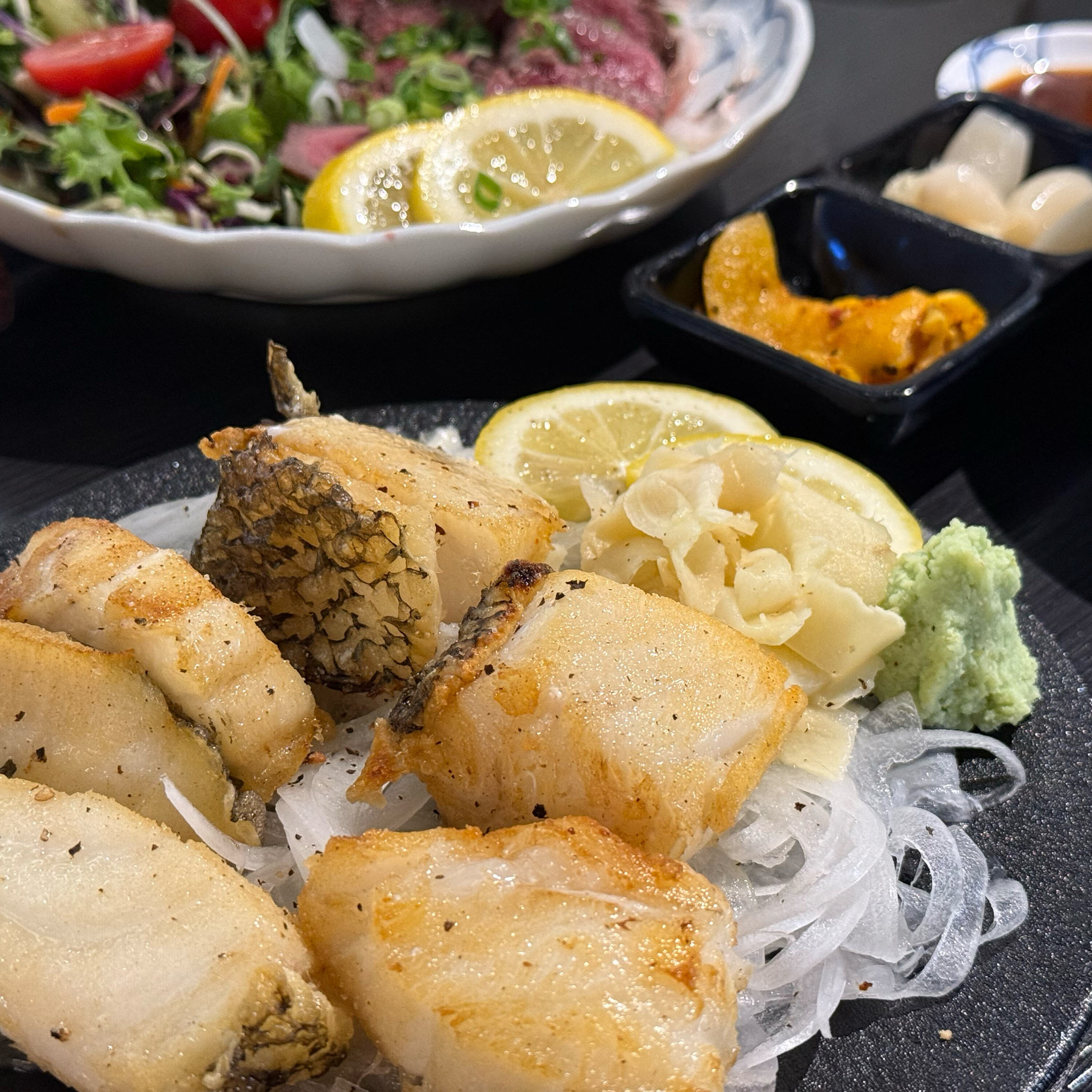 오랜만에 메로구이 너무 맛있게 먹었어요 자주오는건 아니지만 올때마다  맛있고 분위기가 좋아