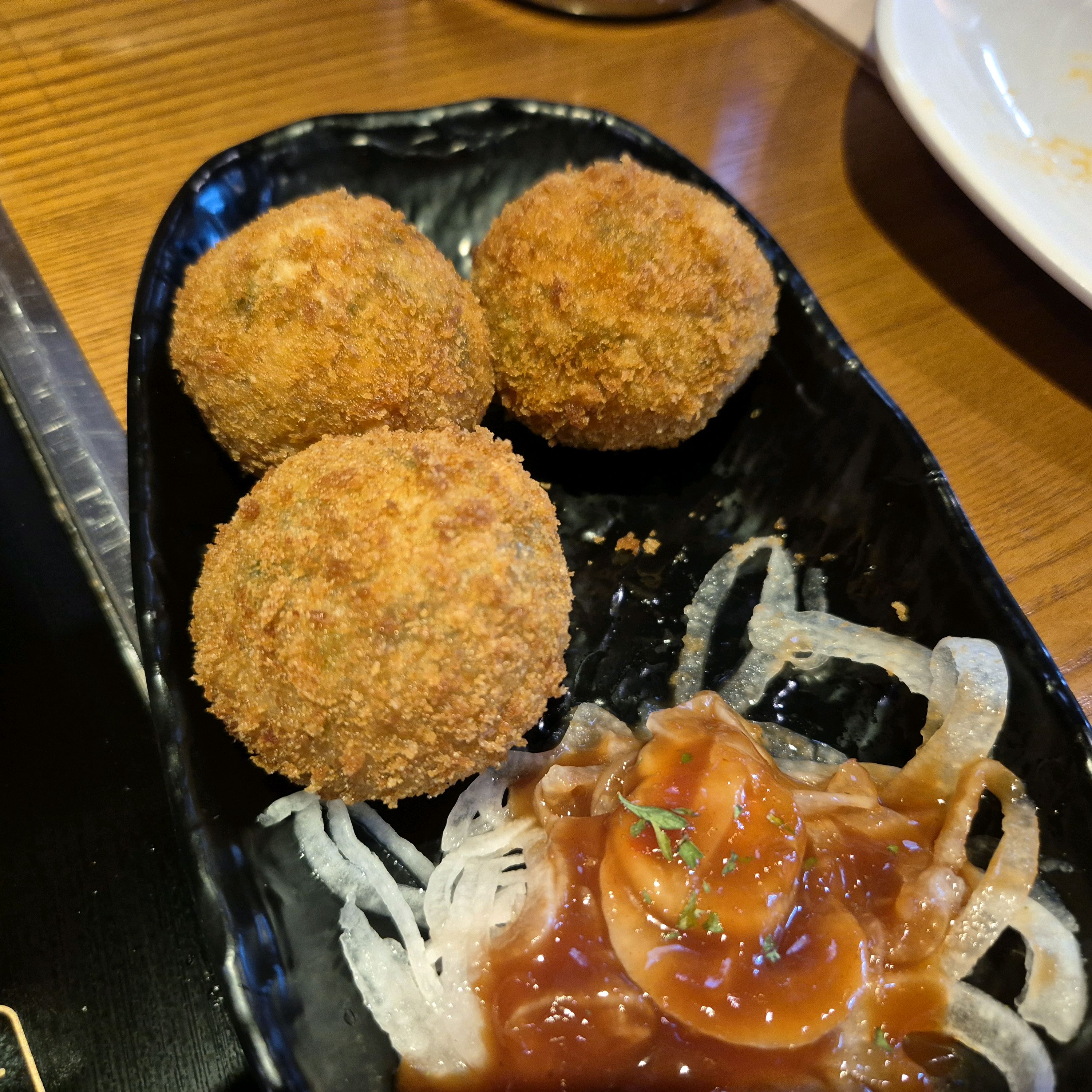 너무맛있고 좋아요 특제소스 찍어먹으니 더맛있네요 ㅎㅎ - 인천 맛집 해가연만두