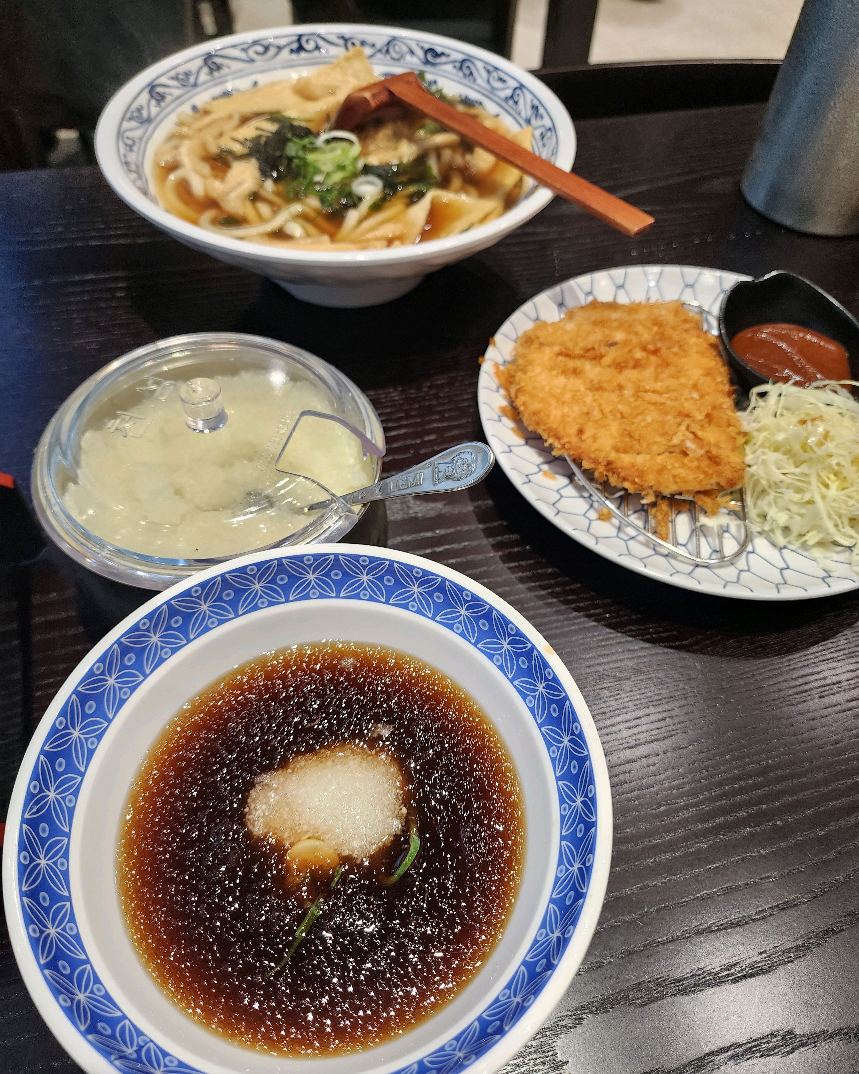 집에서 가까운 곳에 생겨서 넘 반갑고 좋아요 - 평촌역 맛집 삼동소바 평촌에이치타워점