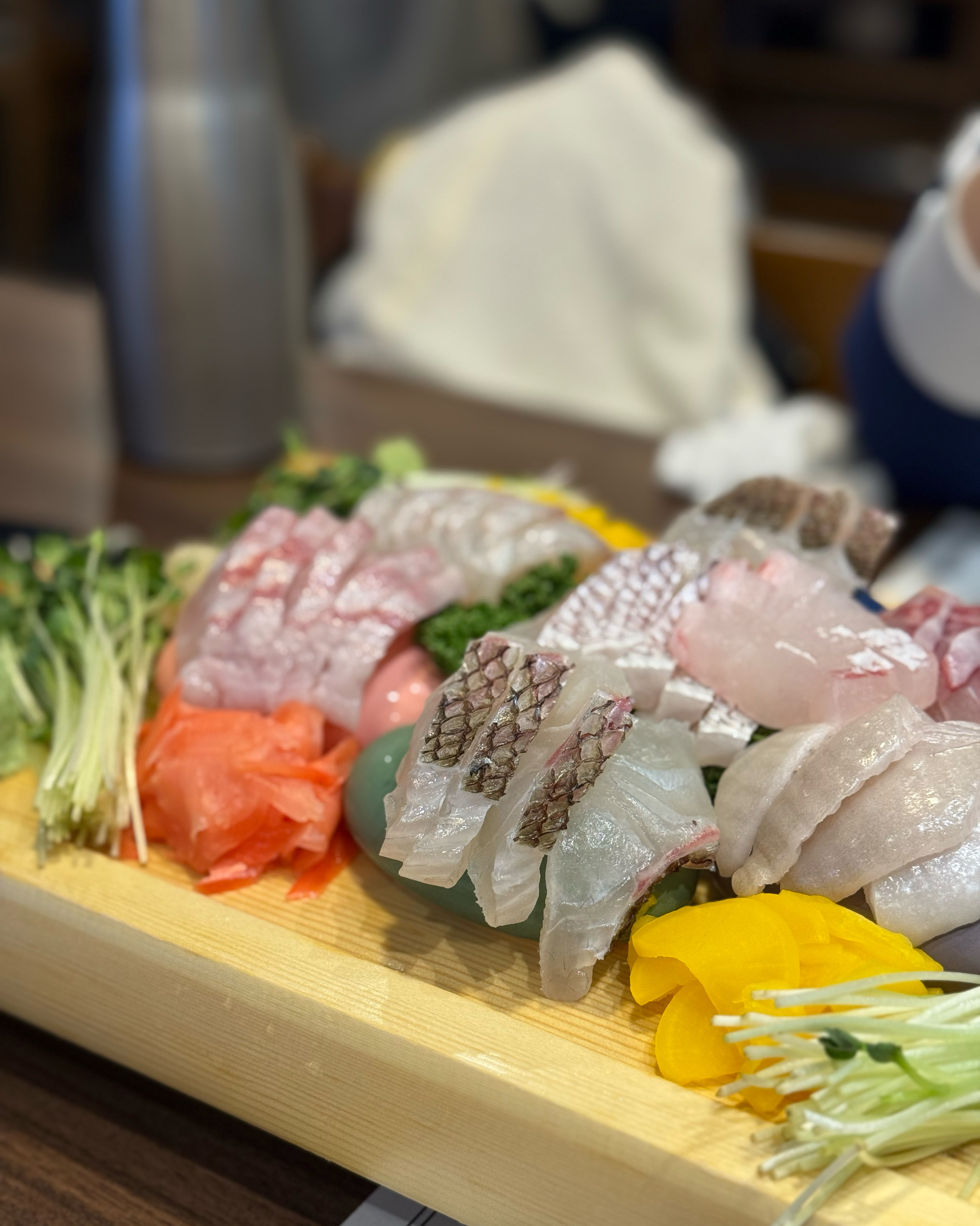 직원 분들도 친절하고 회도 싱싱하고 맛있어요ㅎㅎ - 구로디지털단지 맛집 물고기자리 구로디지털점