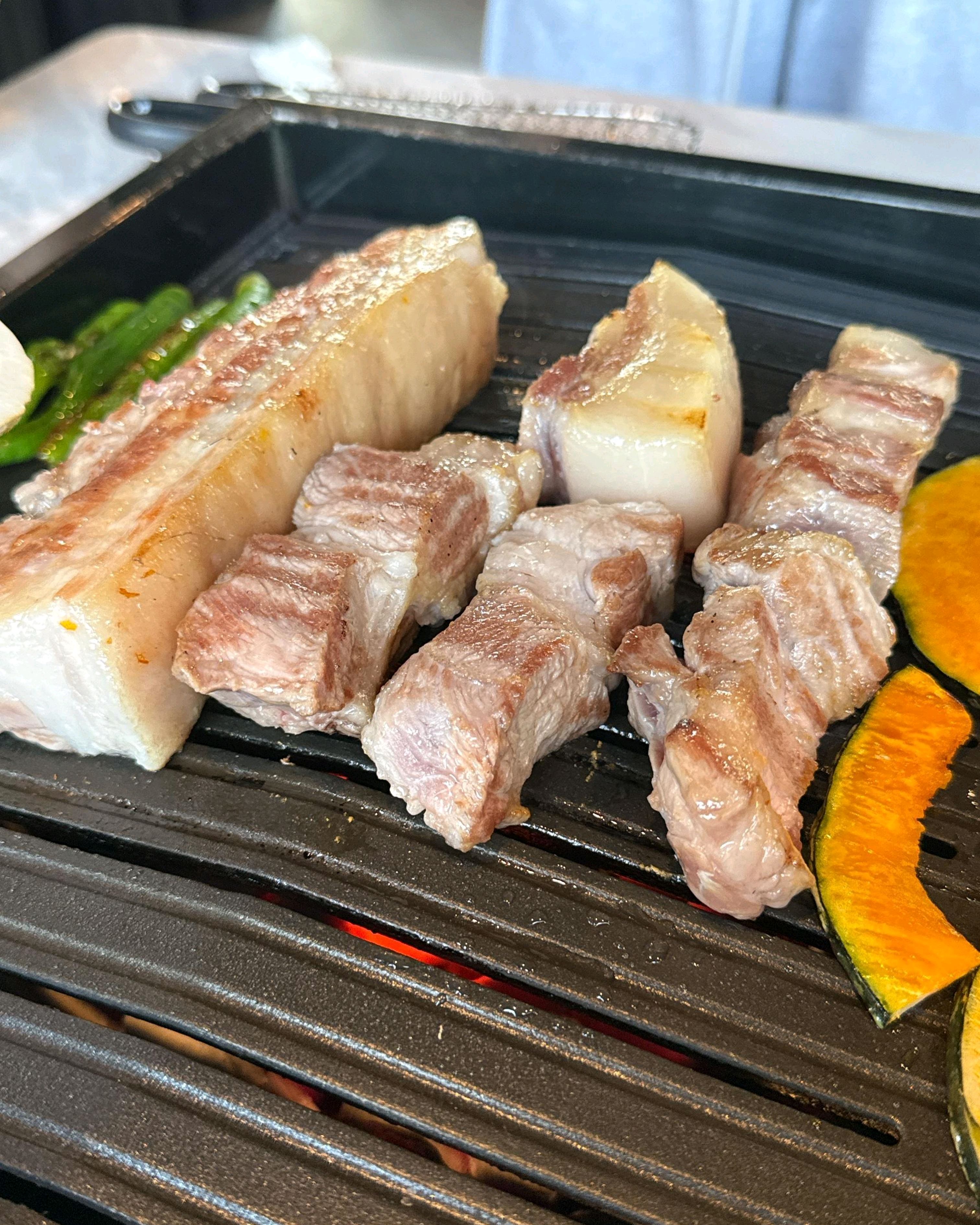 된장찌개가 고기집 수준을 넘어요. 깊고 시원해서 마무리까지 완벽 ✨ - 제주 맛집 작산 애월흑돼지