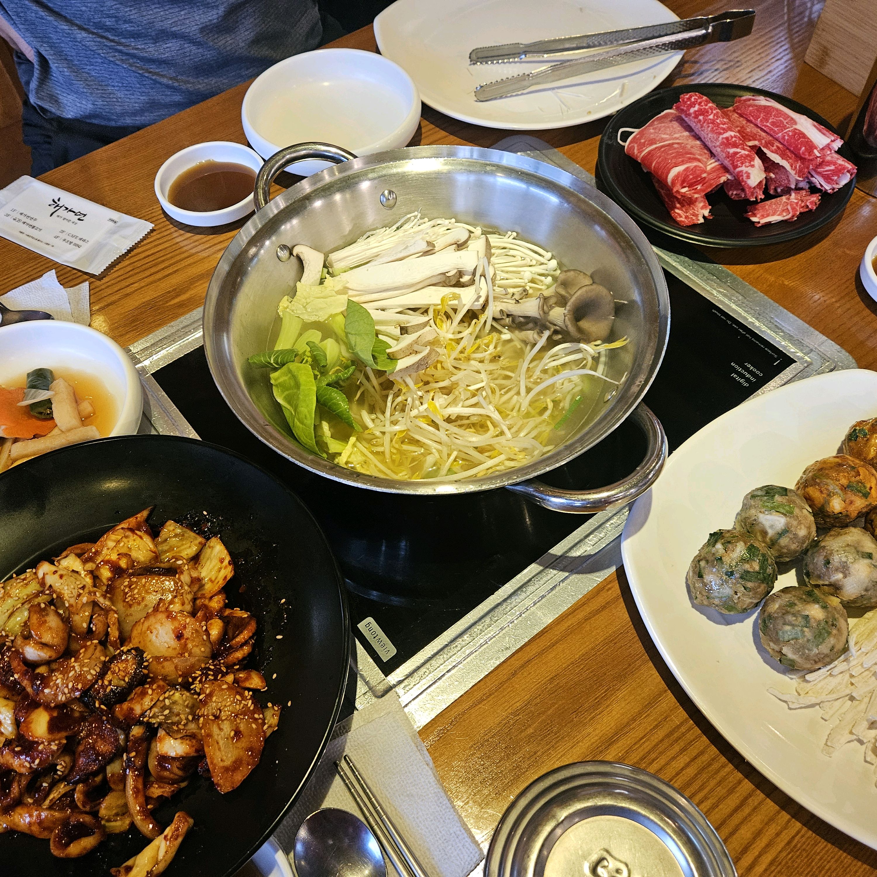 가족들이랑 또 온 또간집! - 인천 맛집 해가연만두