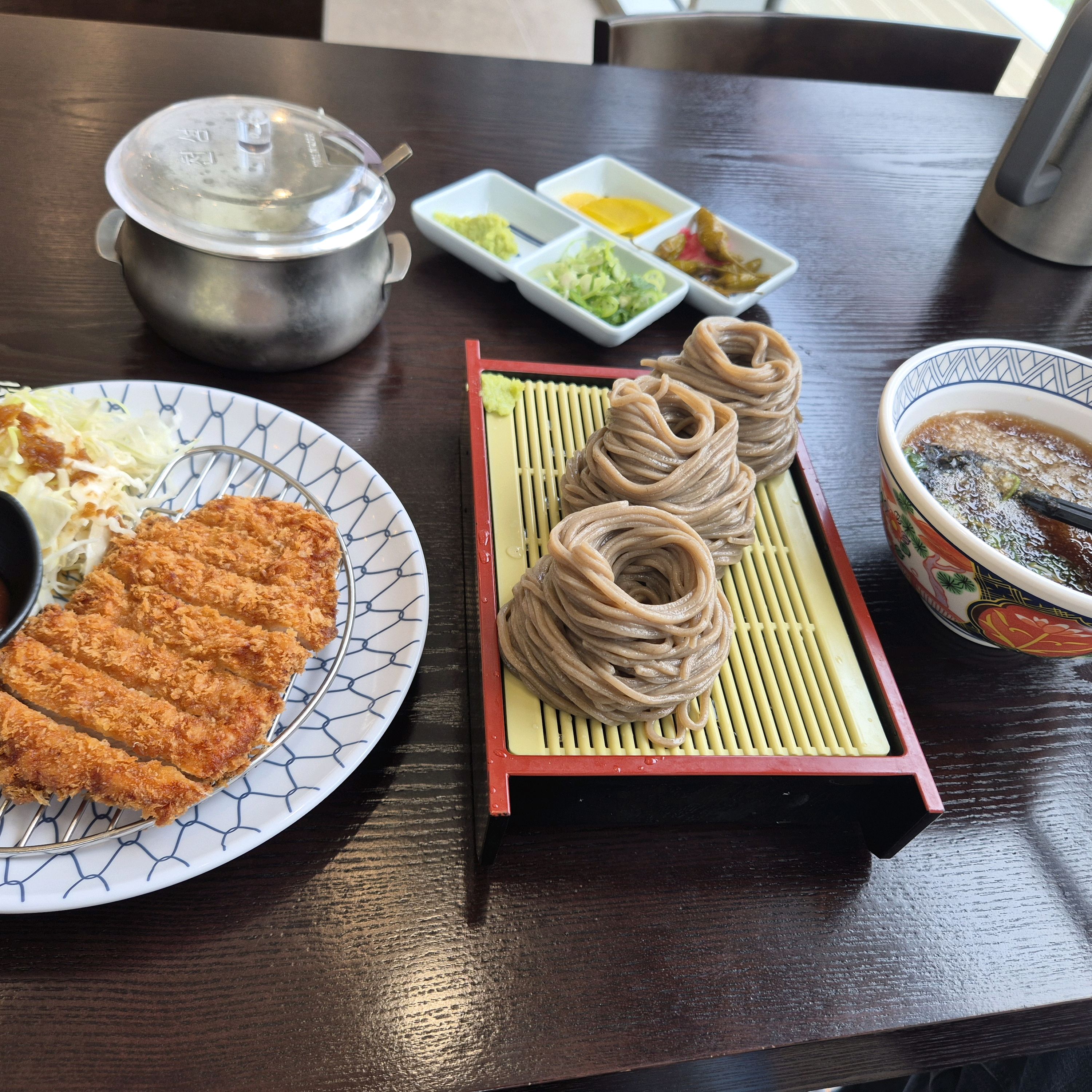 항상 오는곳입니다 - 인천 송도 맛집 삼동소바 송도센트럴점