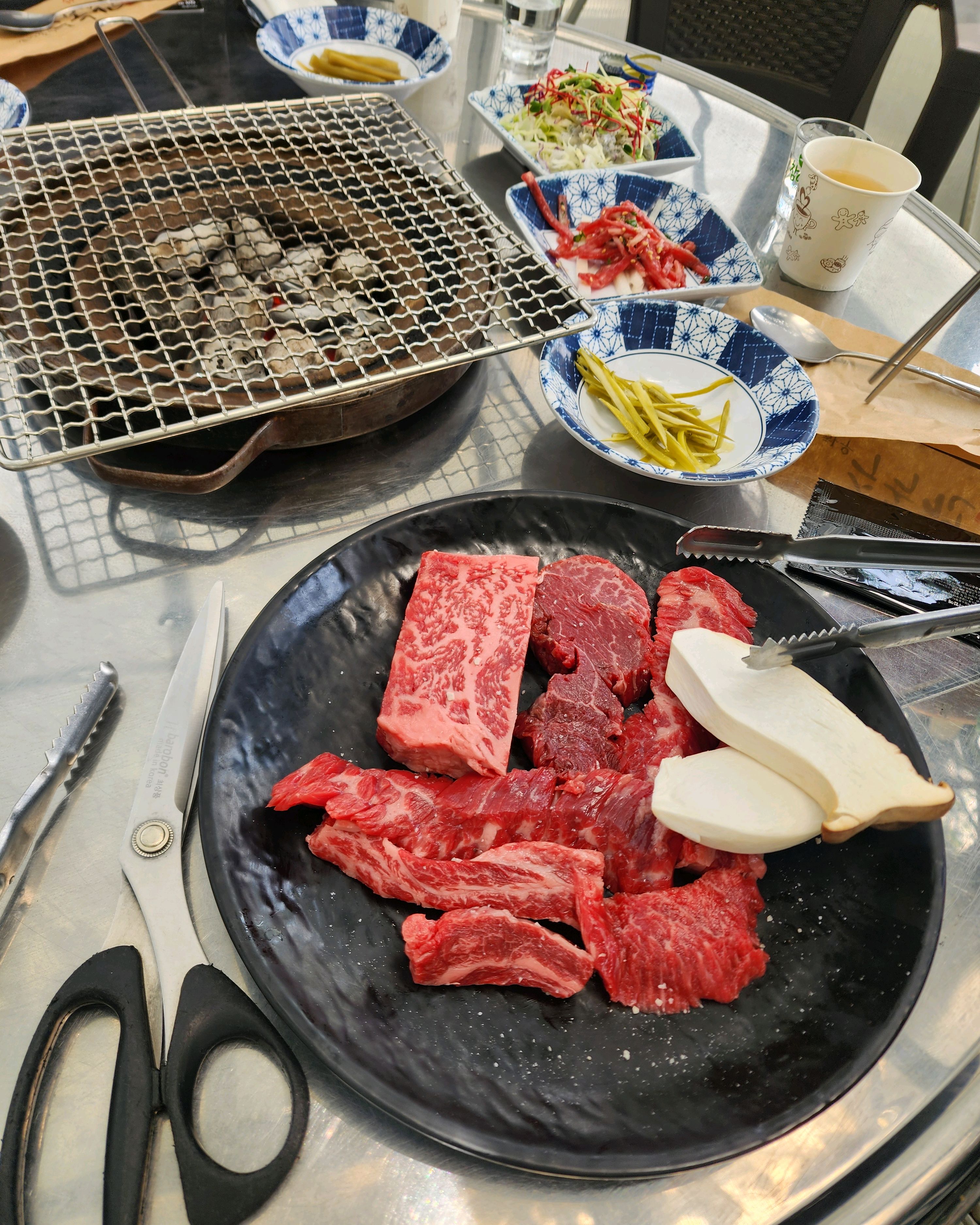 직원들은 친절하나 여사장님 완전 불친절... - 부산기장 철마한우수목원