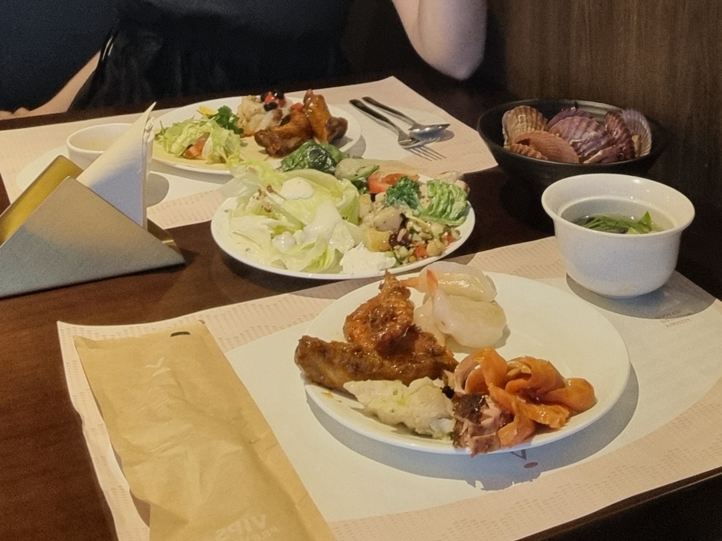 맛나요~~~종류도 많고 산뷰도 이뻐요! - 방학역 맛집 빕스 방학점