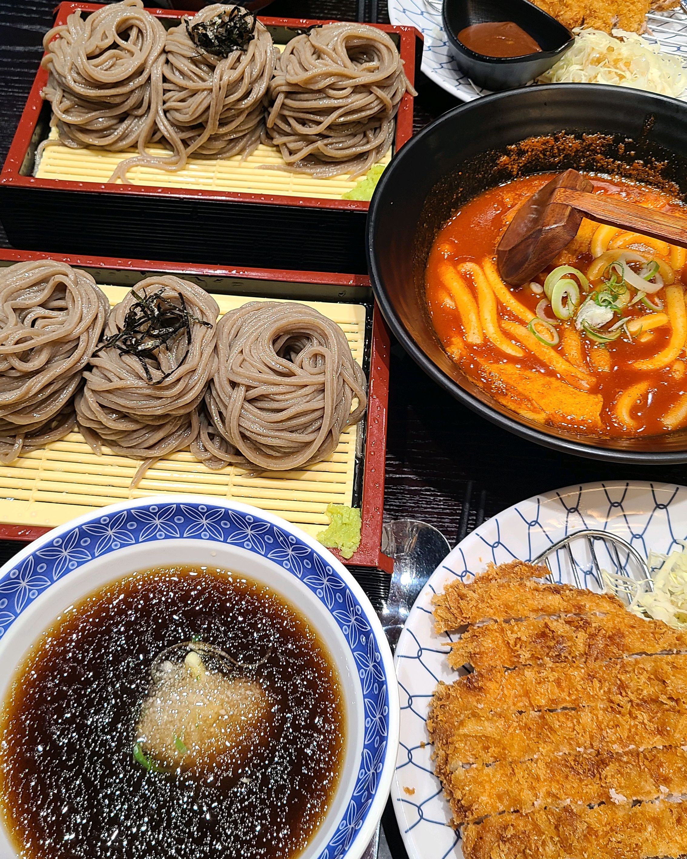 주변에 맛있는 소바집 없어서 속상했는데.. 삼동소바 진짜 고마워여....🩷 소바는 물론이고