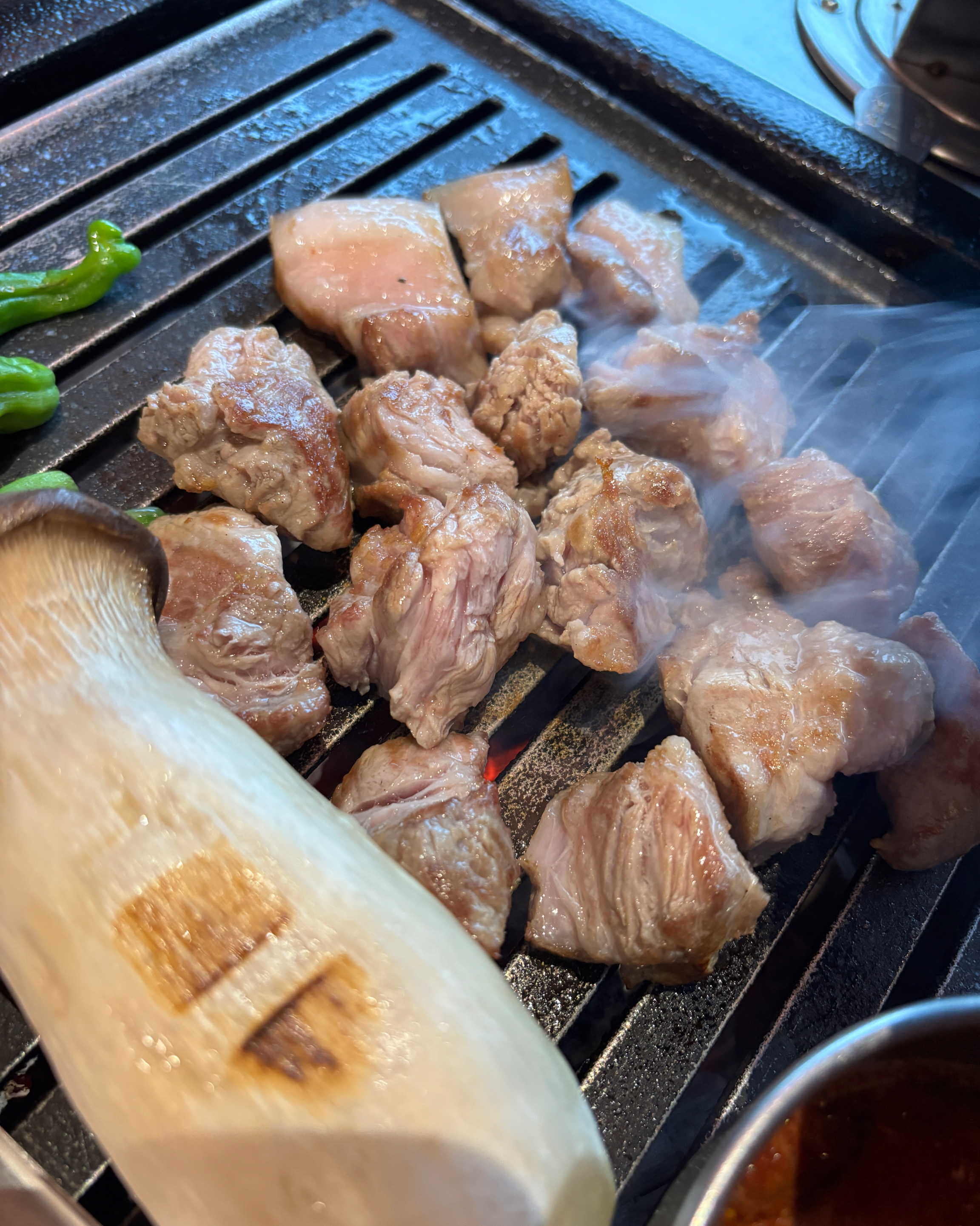 목살은 괜찮았는데.... - 제주 맛집 별돈별 중문 본점