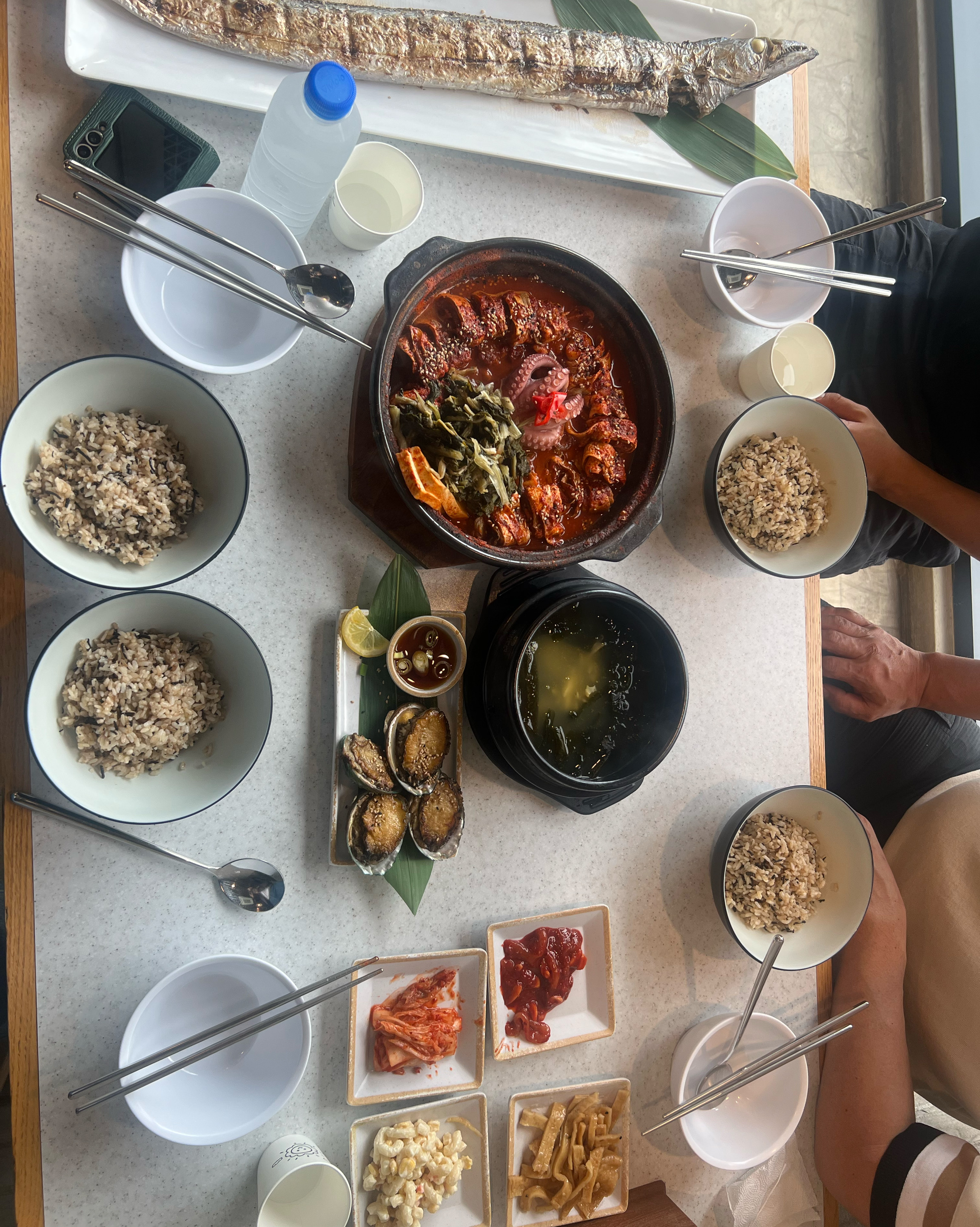 너무 맛있고 정갈합니다!! - 제주 맛집 갈치바다 애월점