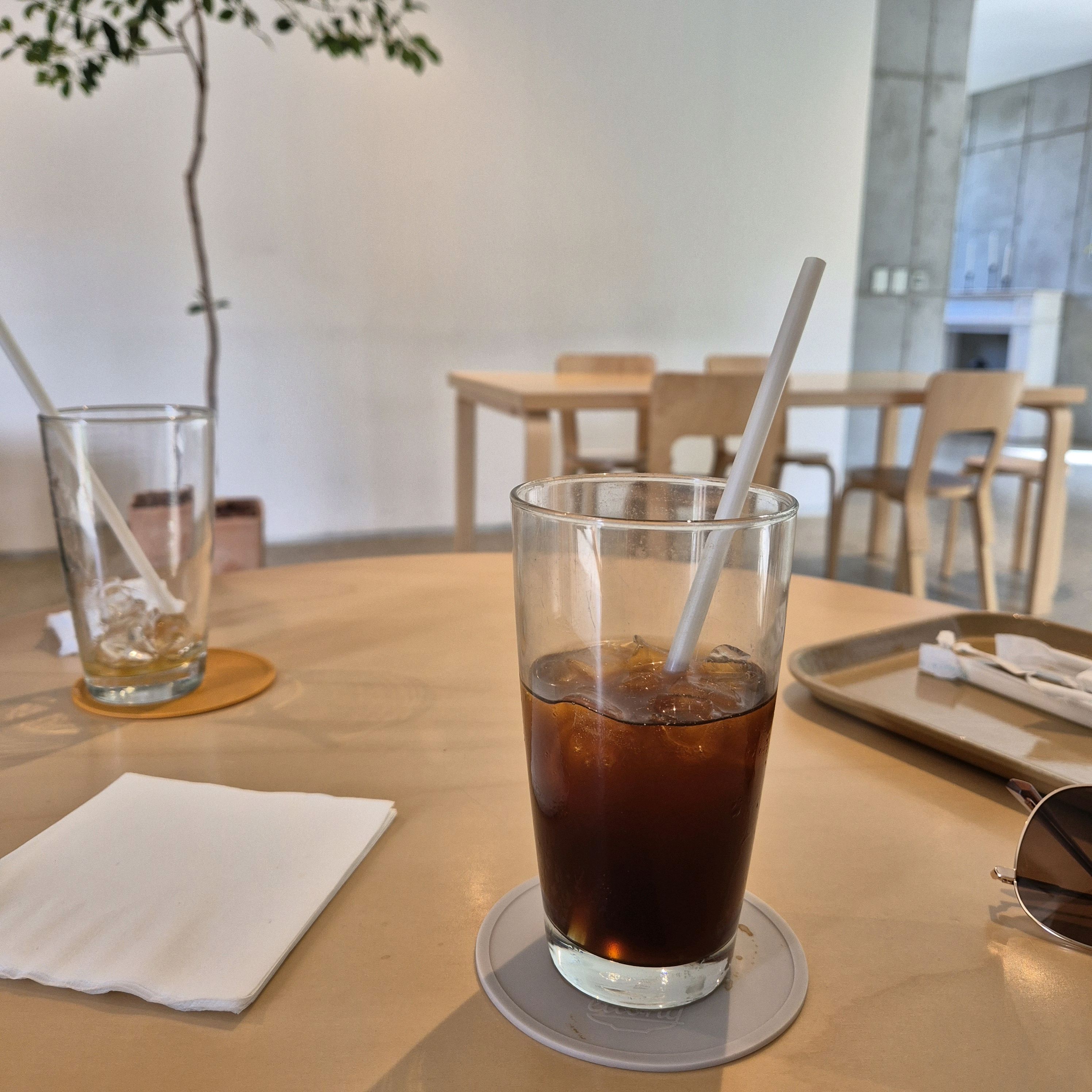 수통골에서 제일 인테리어가 맘에 드는 카페! - 대전 맛집 공간태리