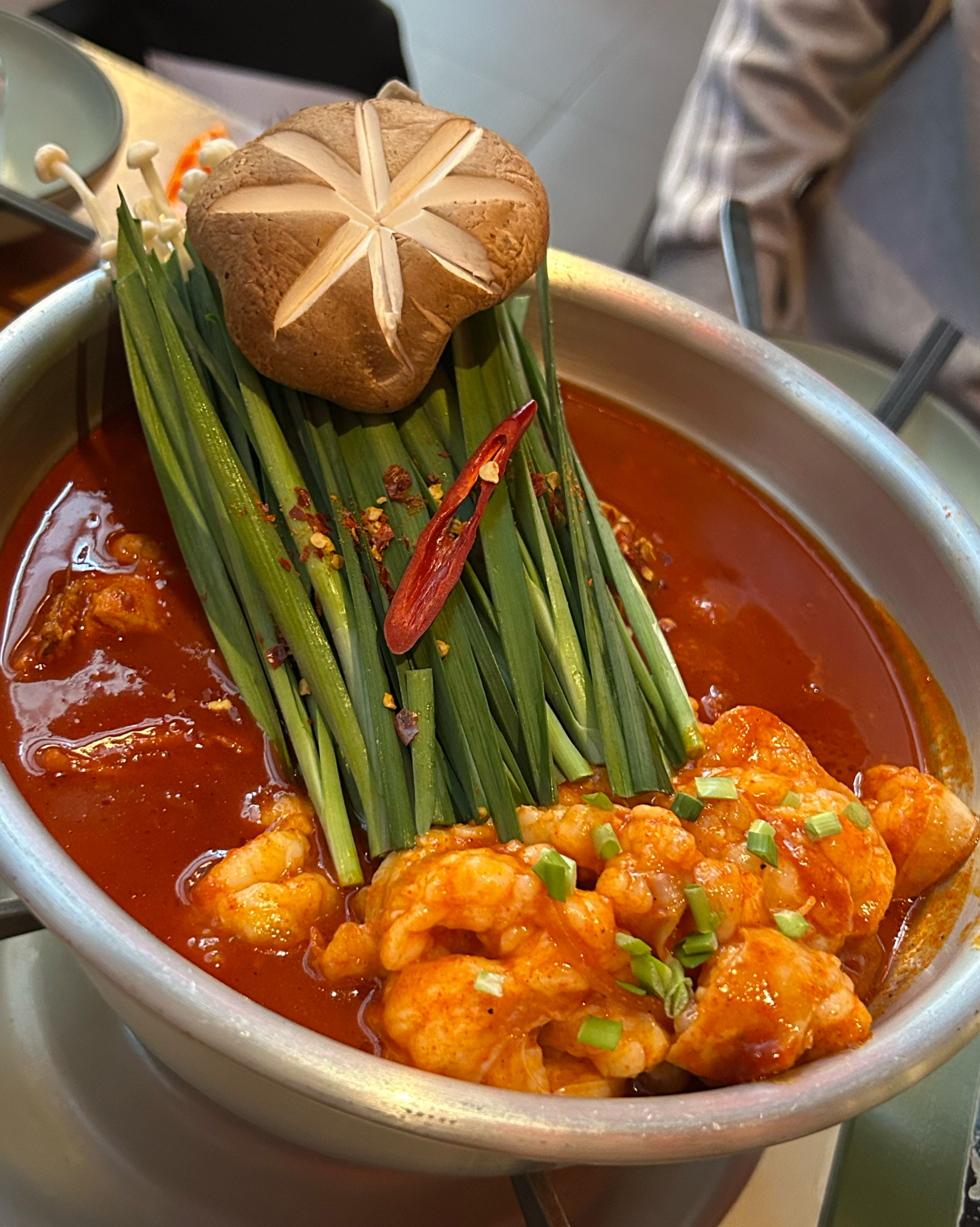 어버이날 기념으로 부모님과 방문했는데 음식도 다 너무 맛있고 직원 분들이 친절하셔서 아주