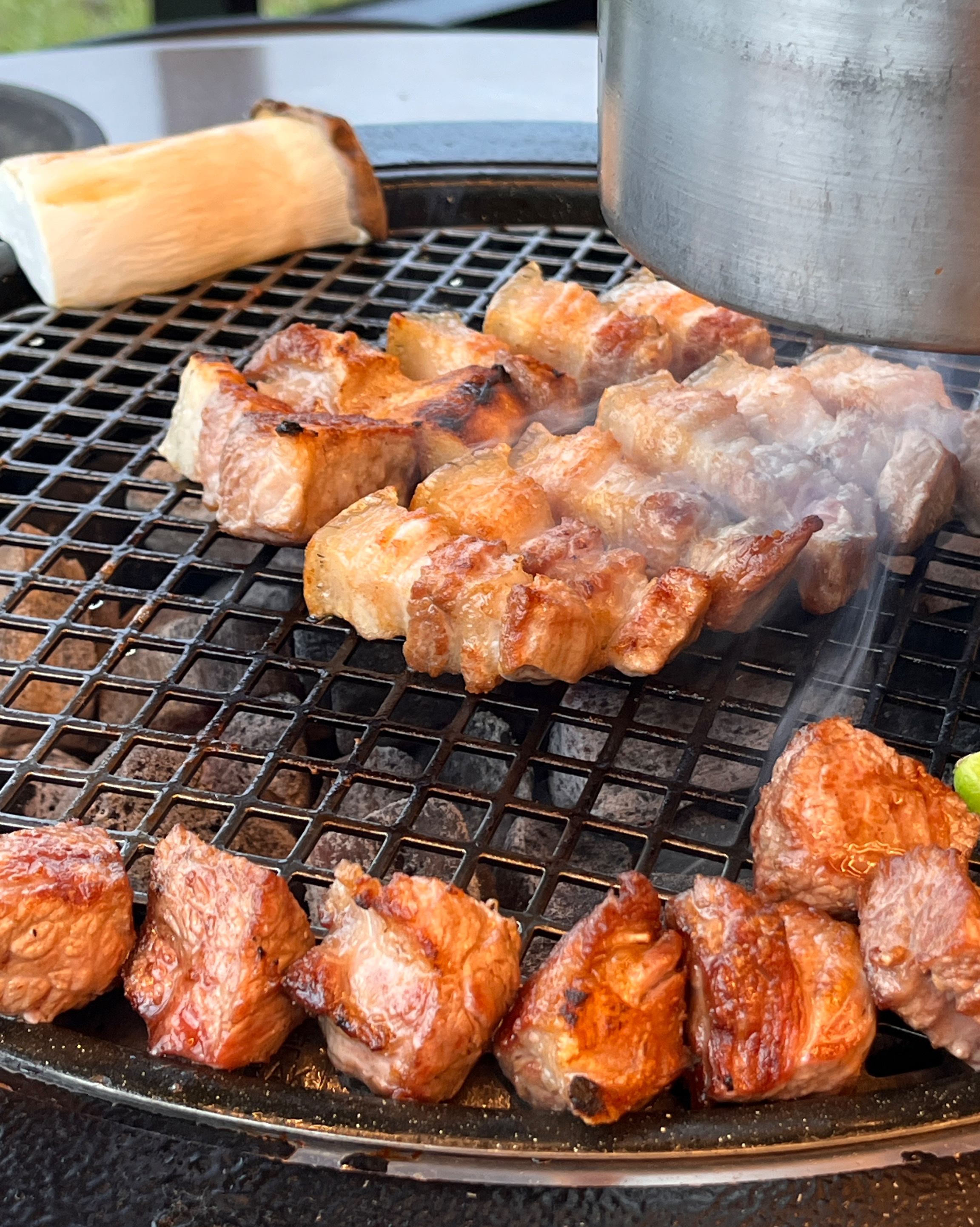 다 구워주시고 맛있게 잘 먹었습니다. 멜조림 진짜 맛있어요👍👍 - 제주 맛집 돝밭 애월흑돼지