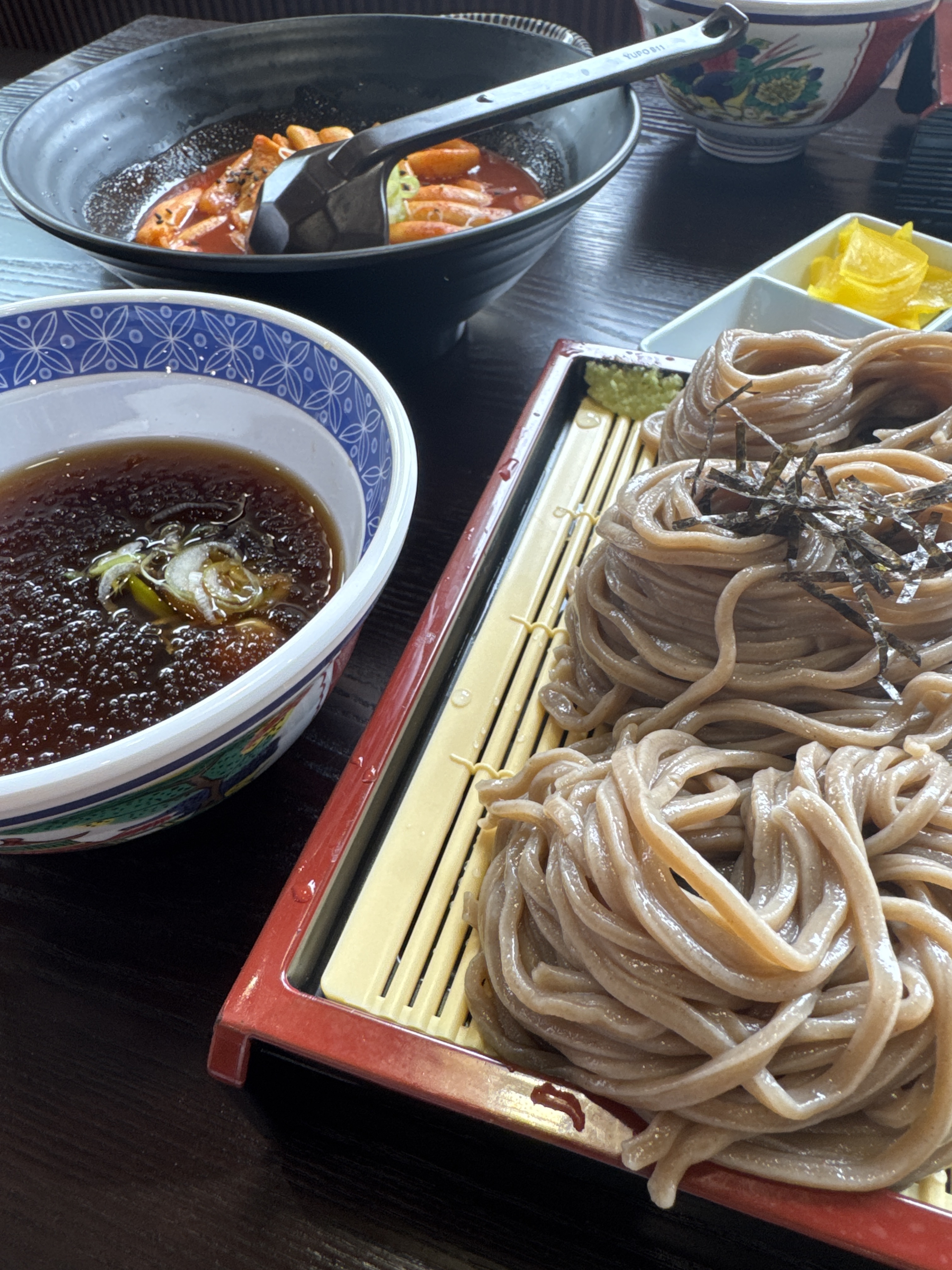 매장 인테리어도 이쁘고 음식도 맛있어요 - 화정 맛집 삼동소바 고양화정점
