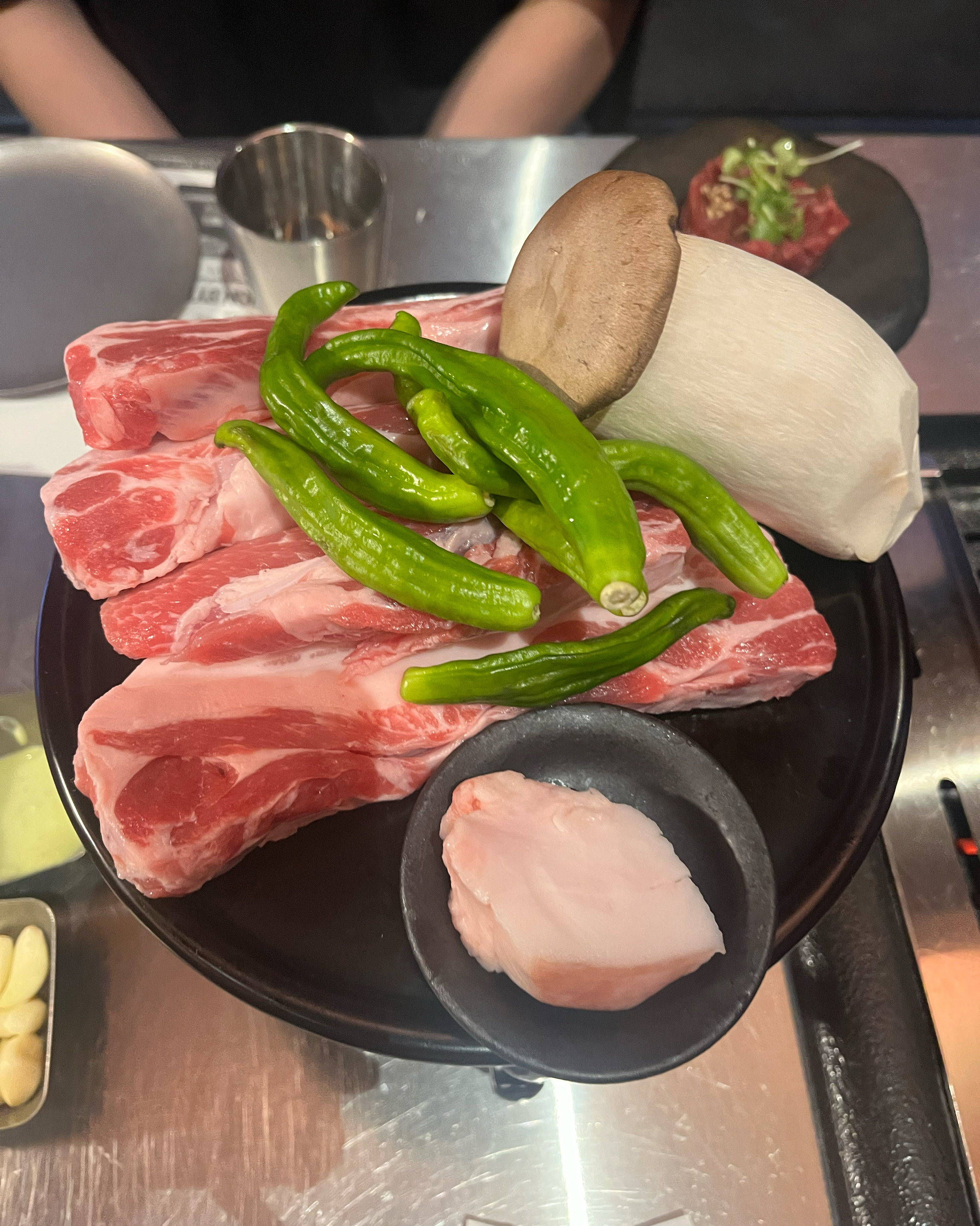 여행와서 제주도 흑돼지 맛집 엄청 검색하고 찾았는데 지인분이 강추해서 왔습니다!!⭐️ 기대