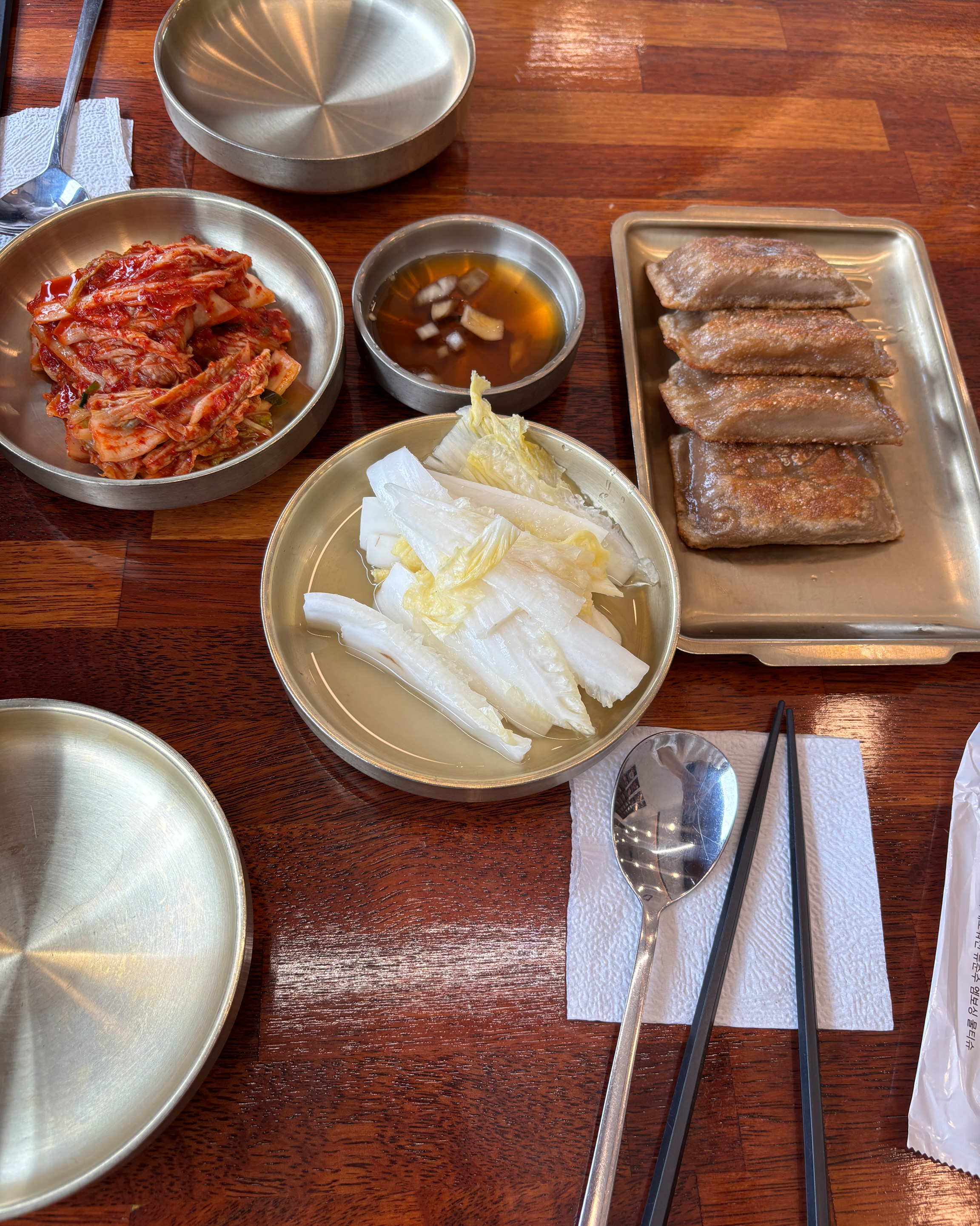 처음 방문했는데 너무 맛있고 좋아요!! 평일에 방문해서 웨이팅 없이 먹을 수 있었어요! 강