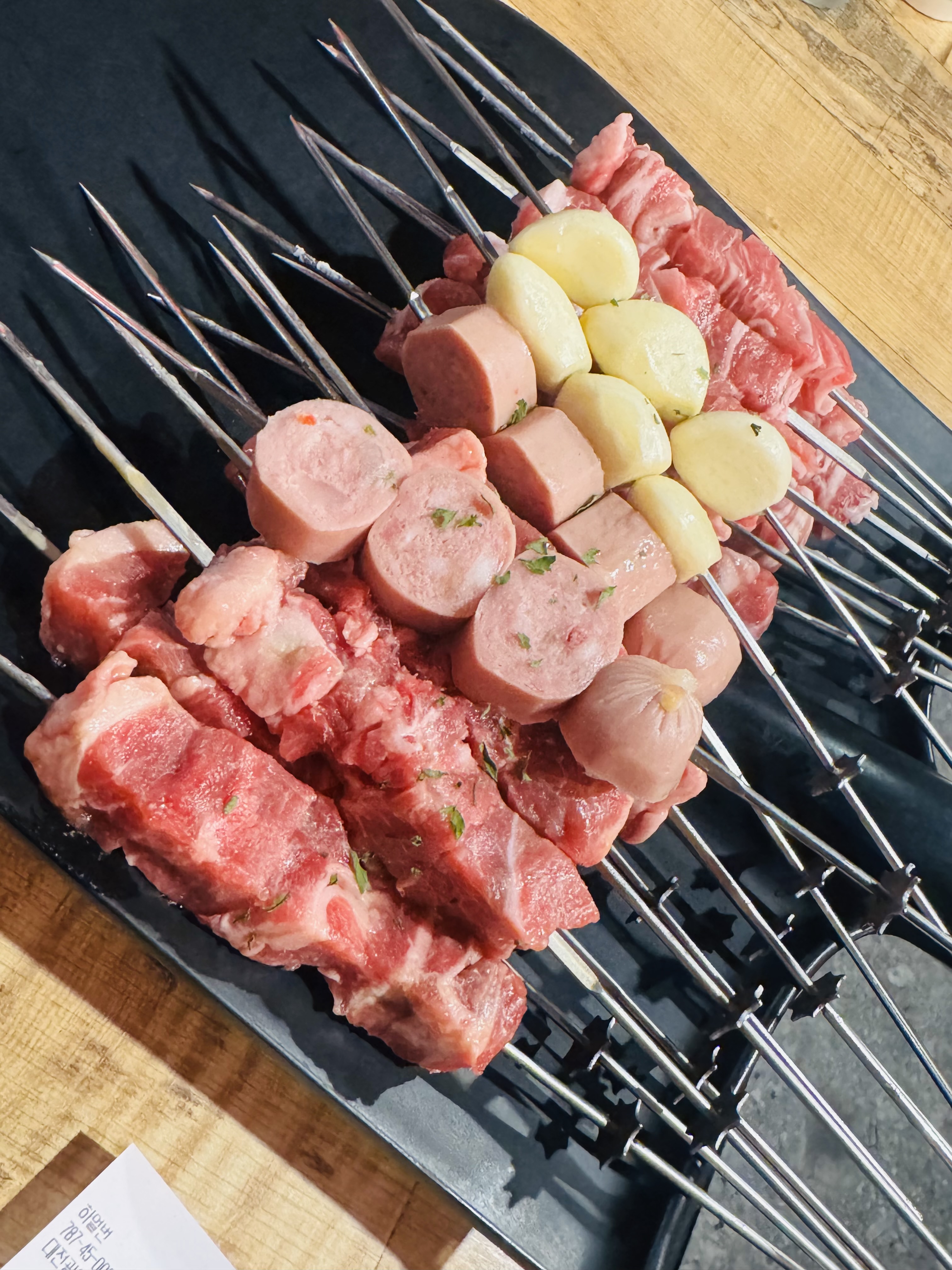 두번째 방문이예요 너무맛잇어요!! 양꼬치도 너무 부드럽고 이 가지만두튀김은 선택이아니라 필