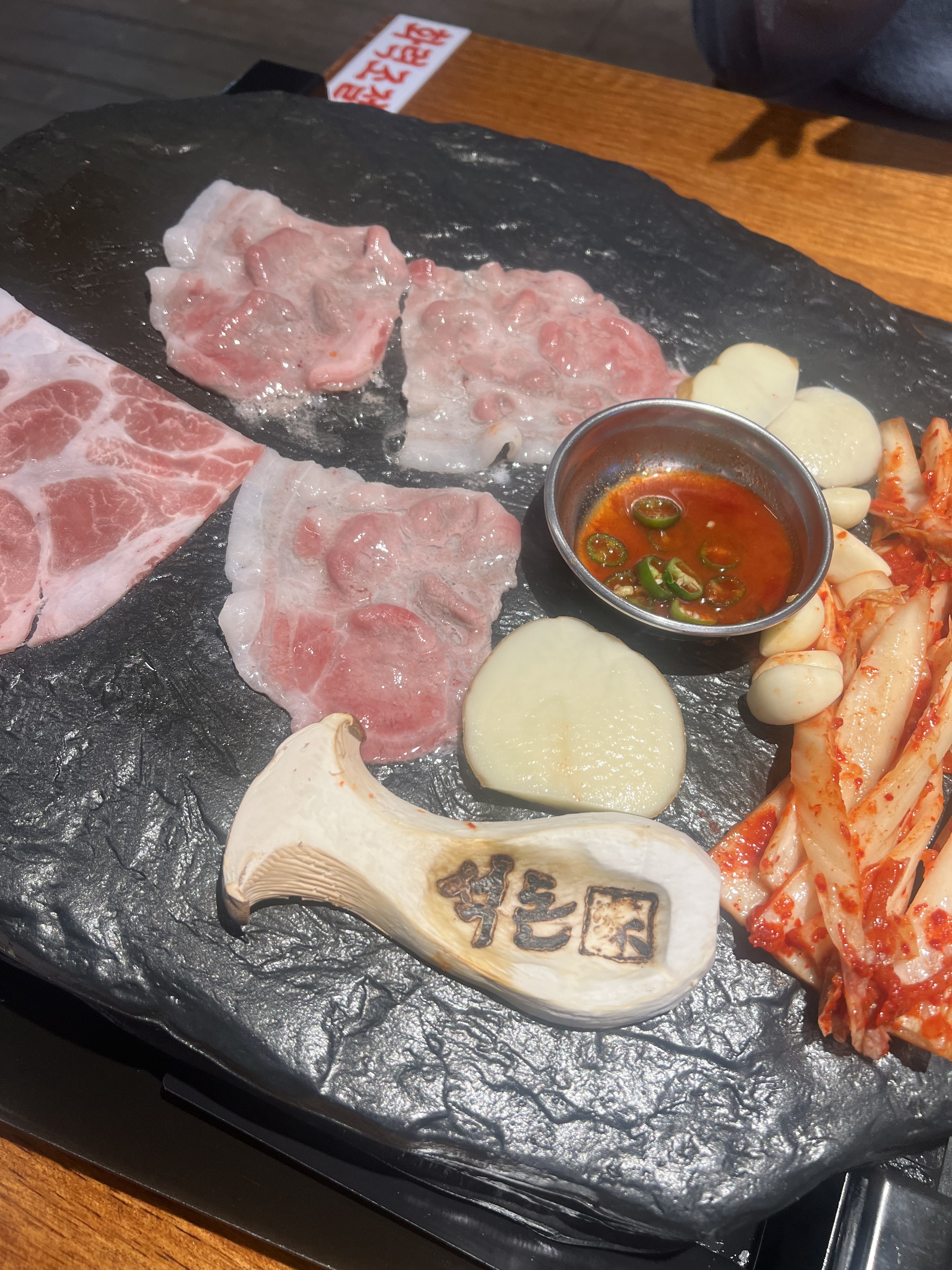 너무 친절하시구 가성비 최고 심지어 친절하십니다 32세 남자가 리뷰 남겻으면 진짜임 - 인천 맛집 석돈