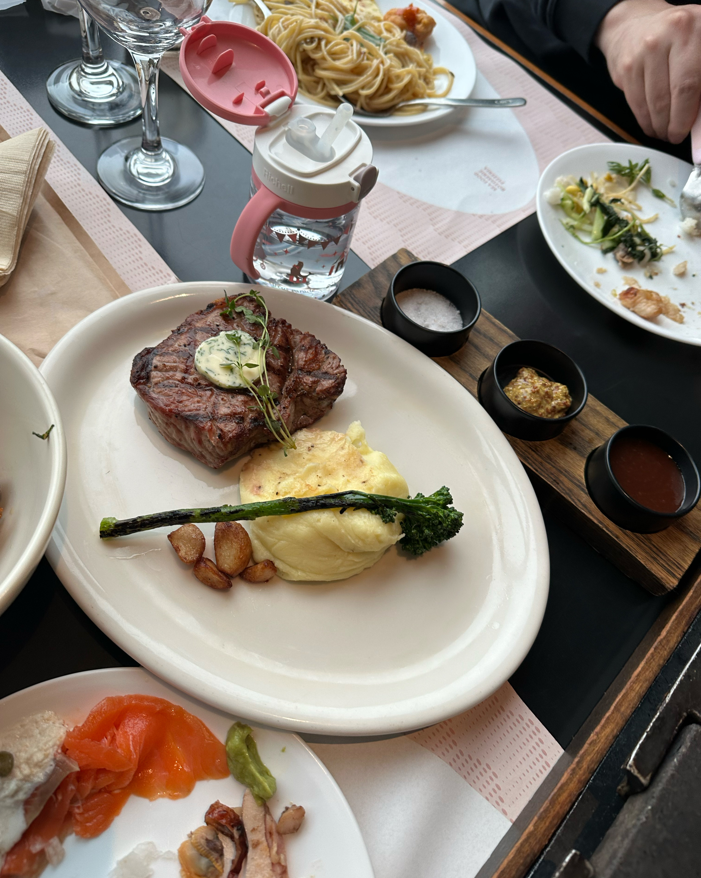 아이랑 맛있게 먹었어요. - 오목교 맛집 빕스 목동41타워점
