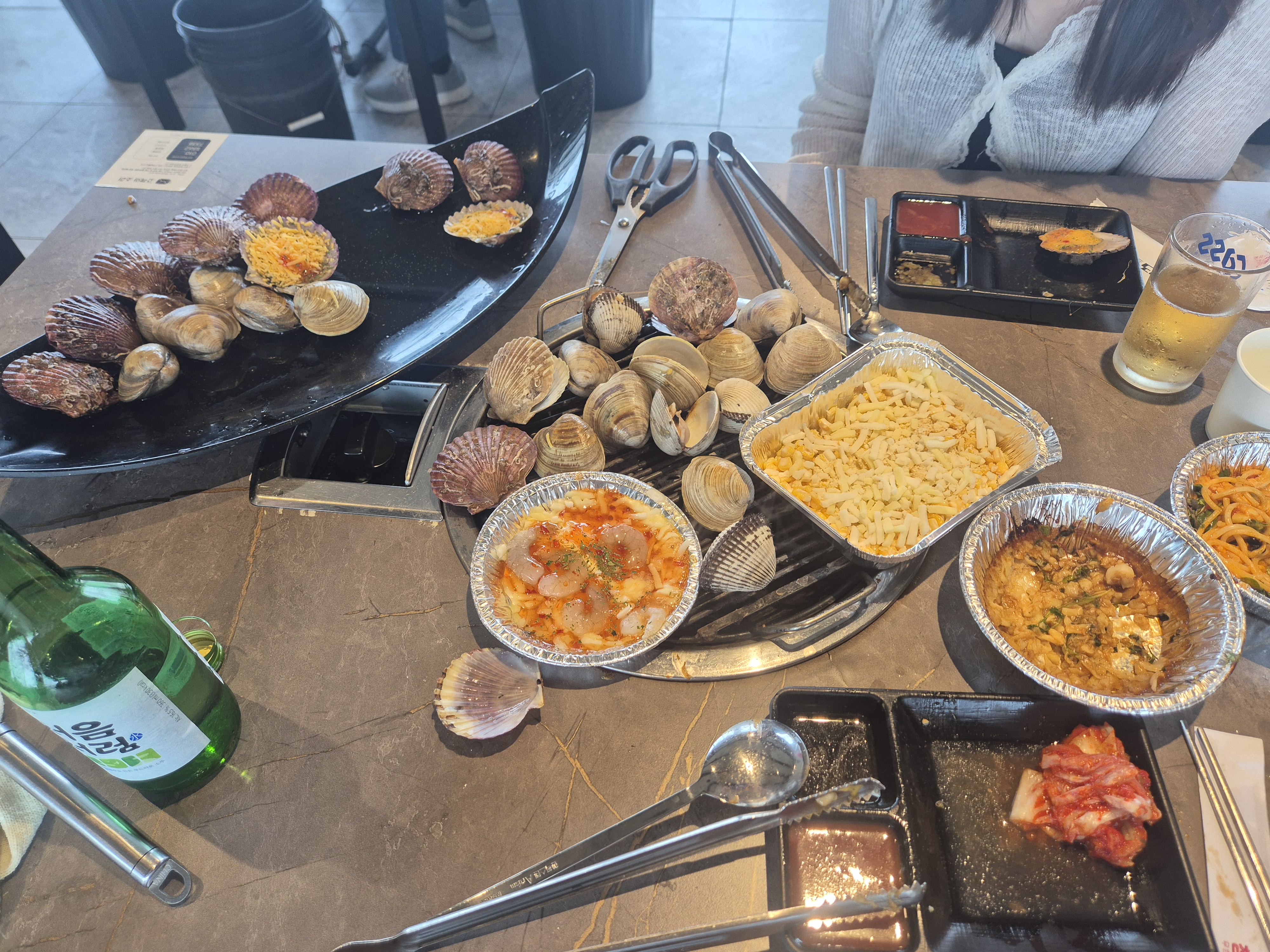 너무 맛있고 즐겁습니다! - 인천 맛집 청춘조개 을왕리본점