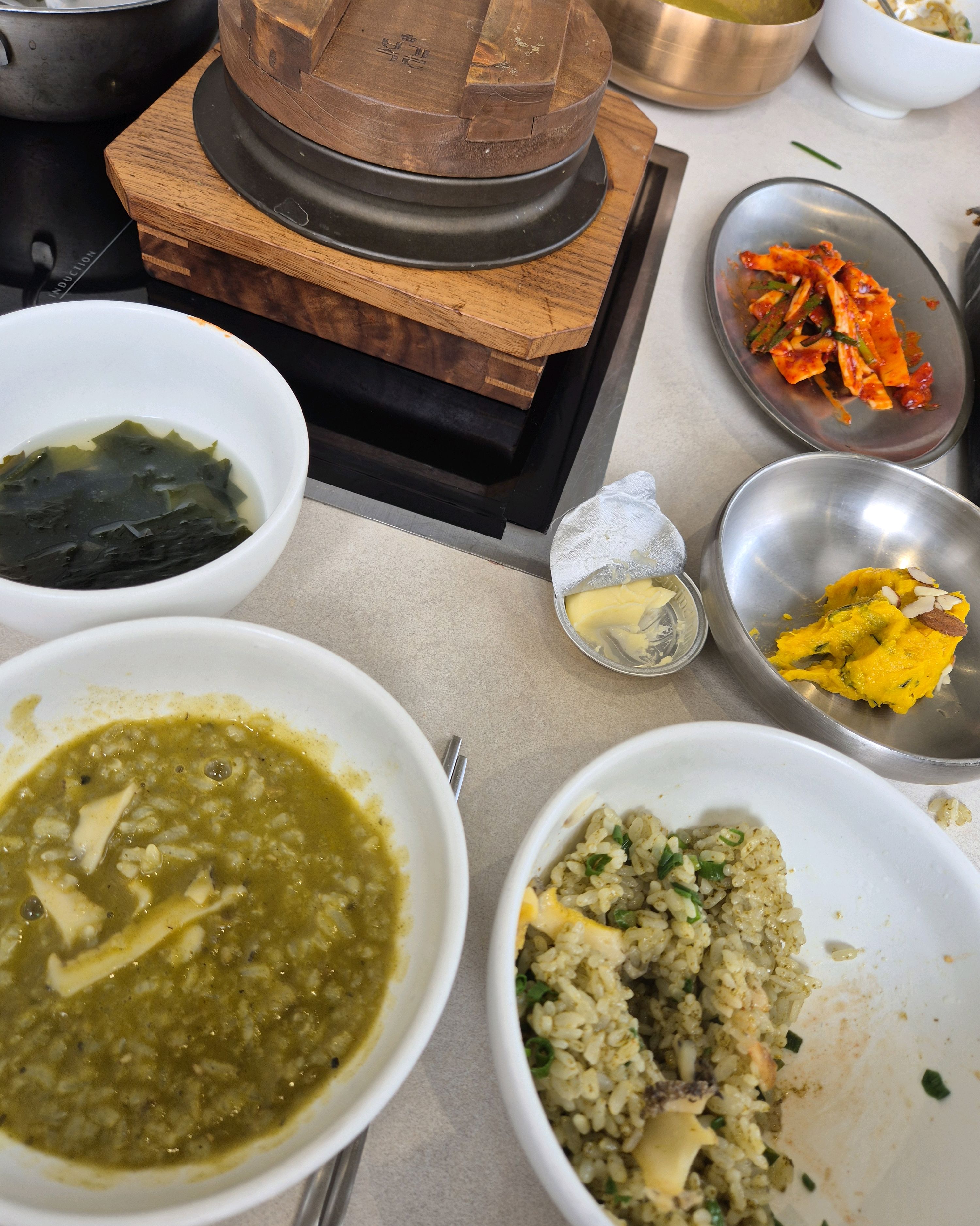 처음왔는데 매장도 깔끔하고 맛도좋네요^^ - 대구 맛집 복길&조돌해녀