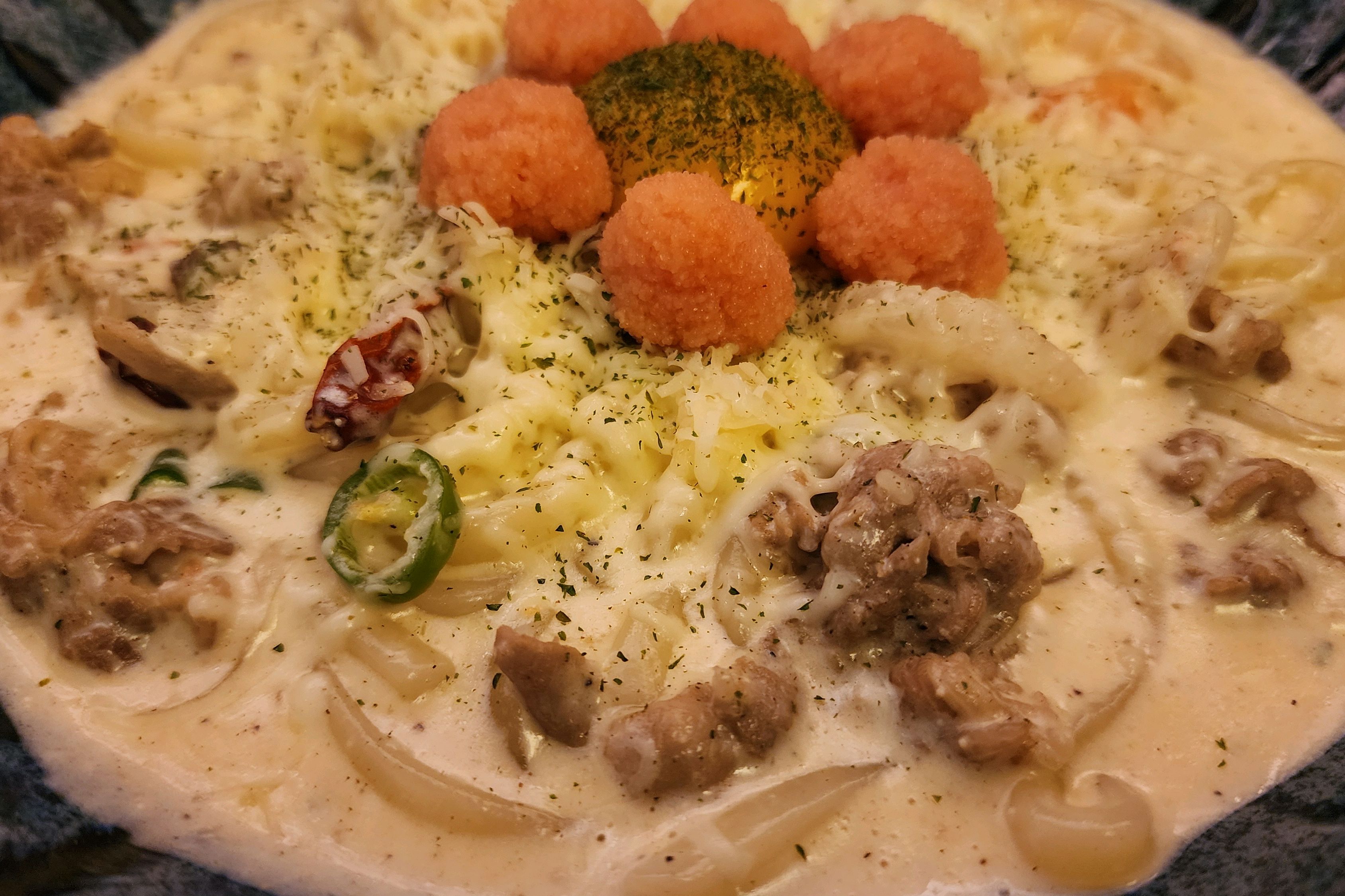 음식 재료들이 신선해서 그런지 맛있게 잘 먹었습니다. 자극적이지않고 내용물이 꽉찬 음식들이