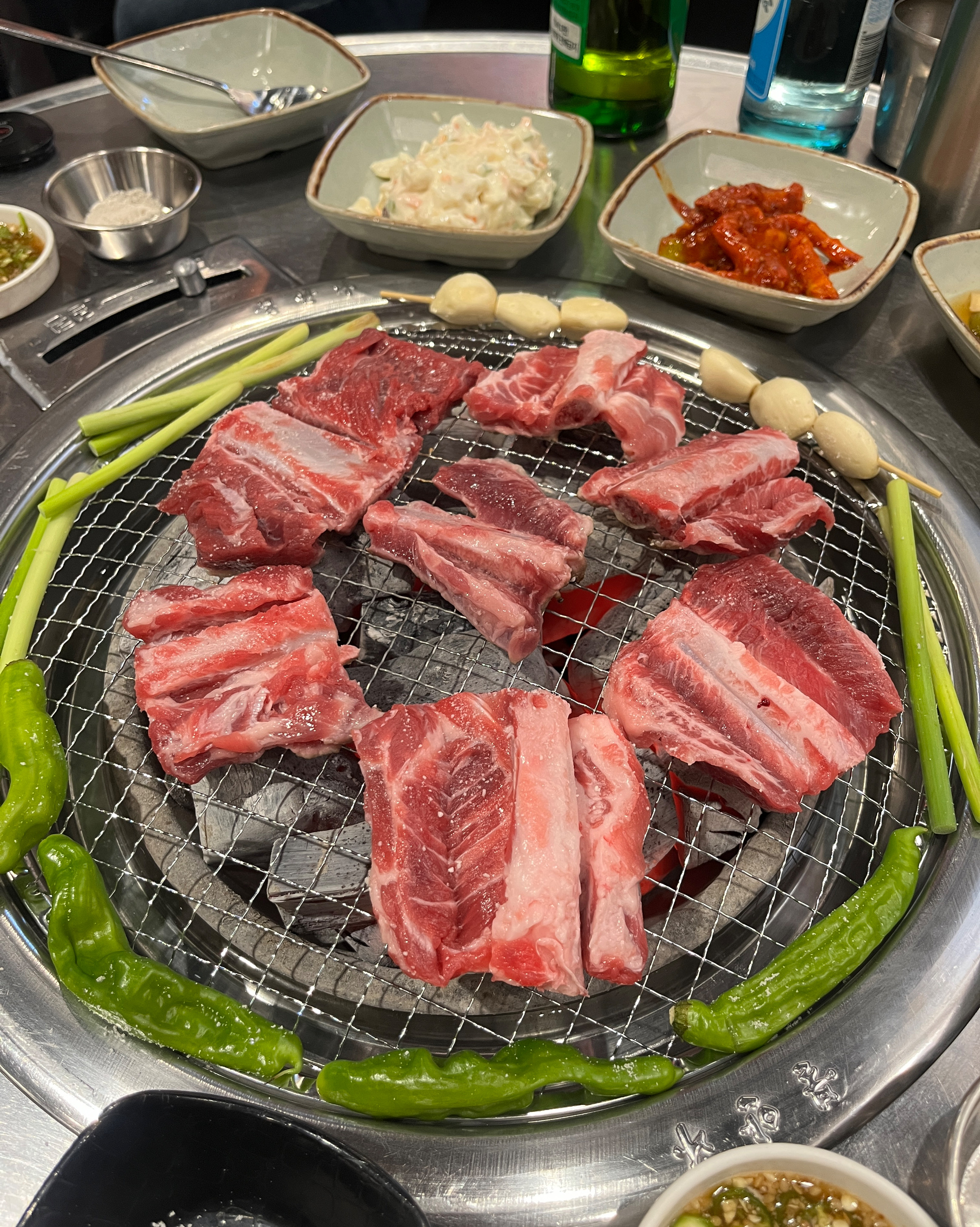 직접 고기도 맛있게 구워주시고 직원분들 한분 한분 친절하셔서 너무너무 즐거운 저녁 식사 시