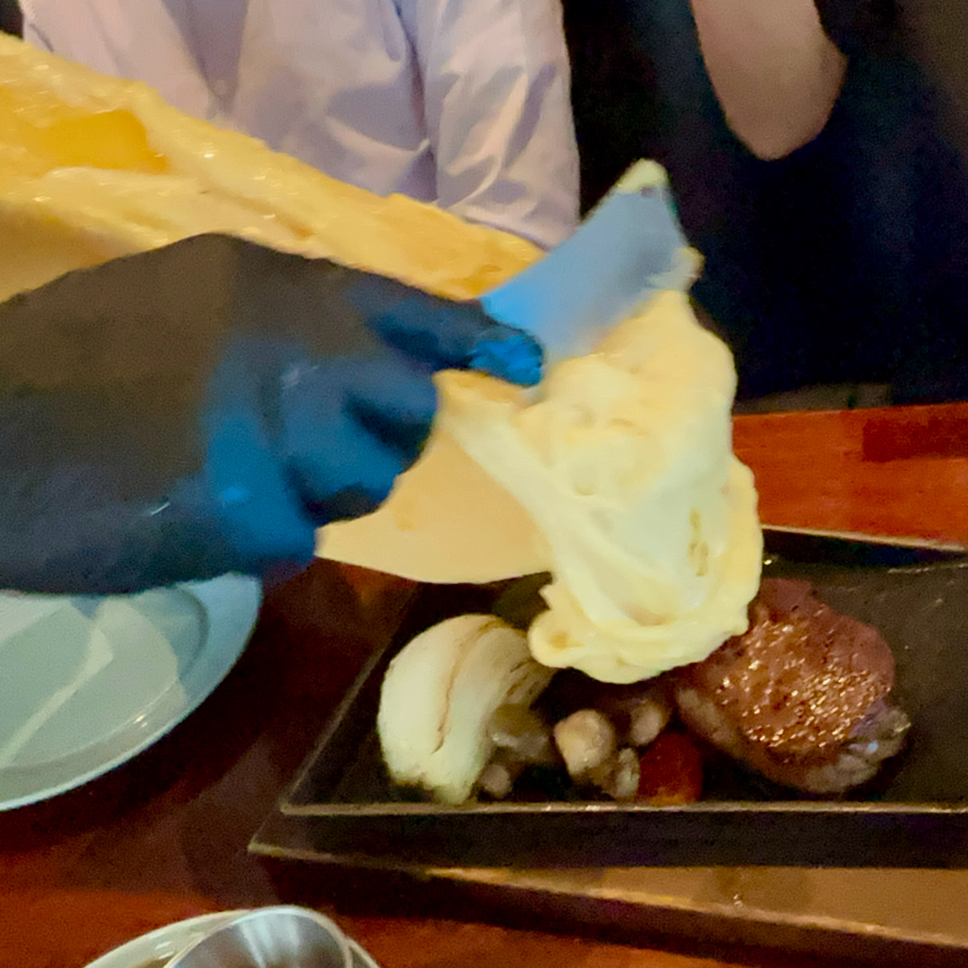 연구소 동료와 함께한 식사! 대전 본원 복귀 기념과 업무하면서 도움받았던 동료에게 한 턱 