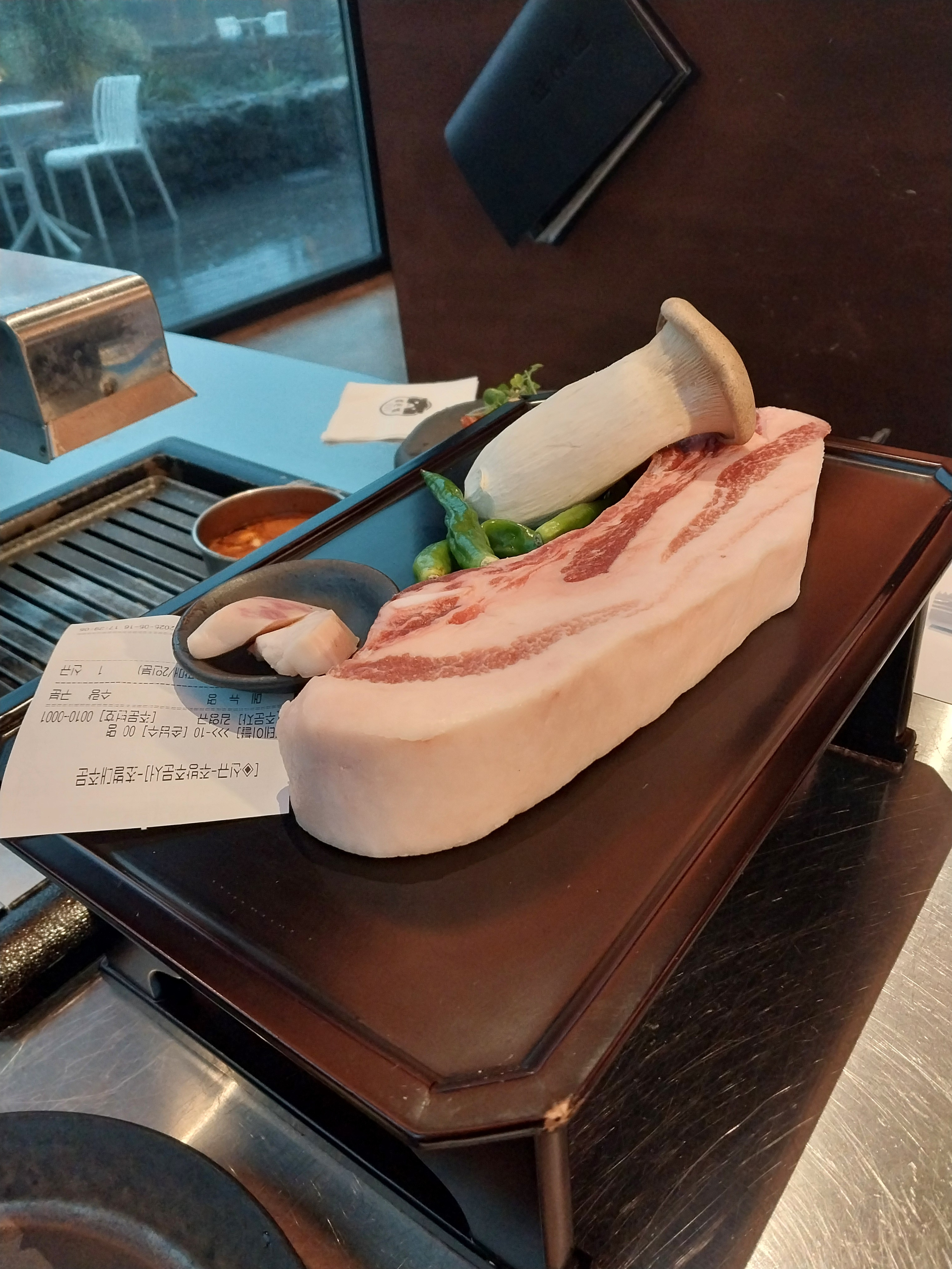 다 구워주셔서 넘 편하고 전문가의 손길이 닿아서 그런지 넘 맛있었습니다. - 제주 맛집 별돈별 중문 본점