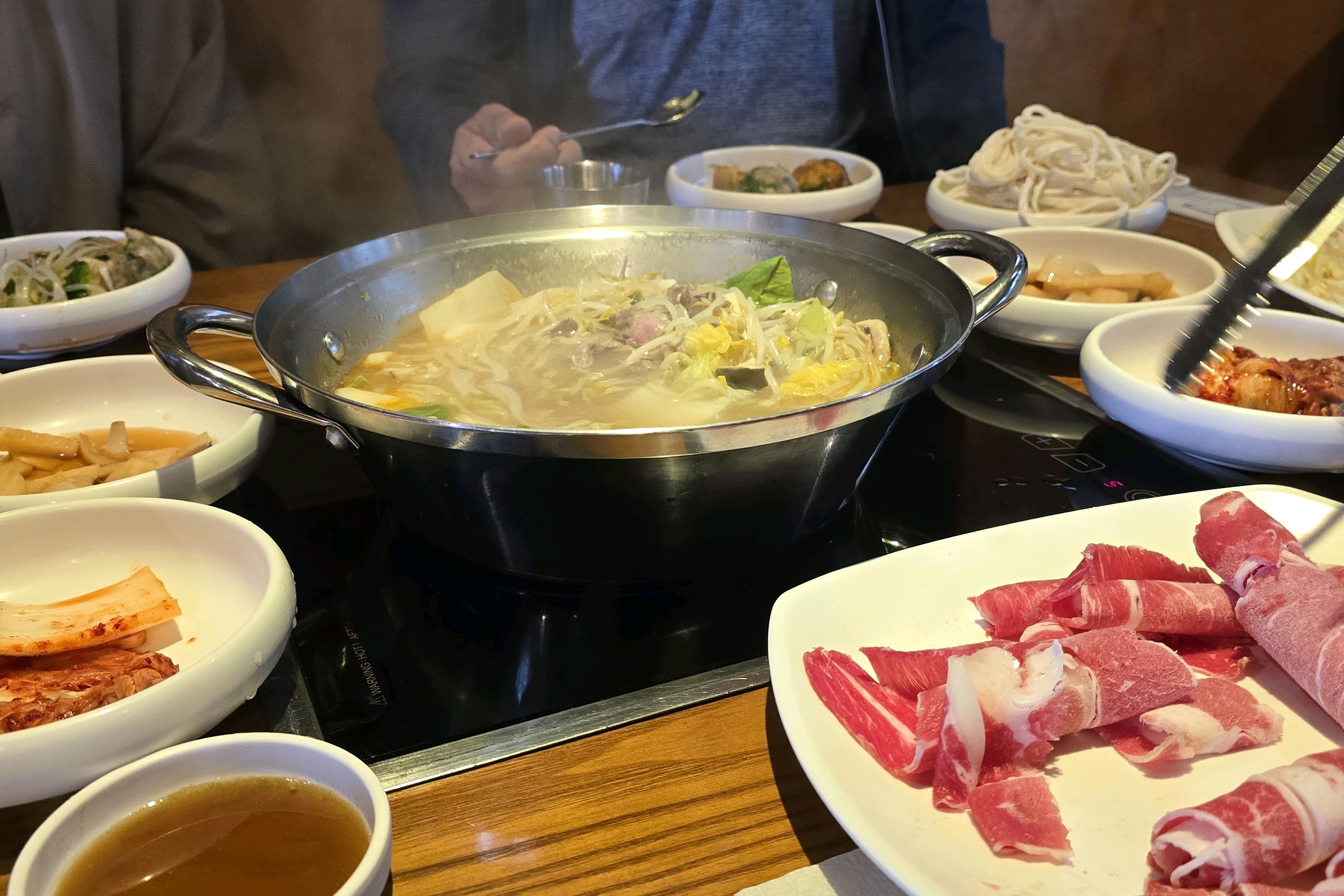 조부모님 부모님 모시고 왔어요☺️ 예전에도 종종 오던 곳이었는데 다시 오니 그새 더 맛있어