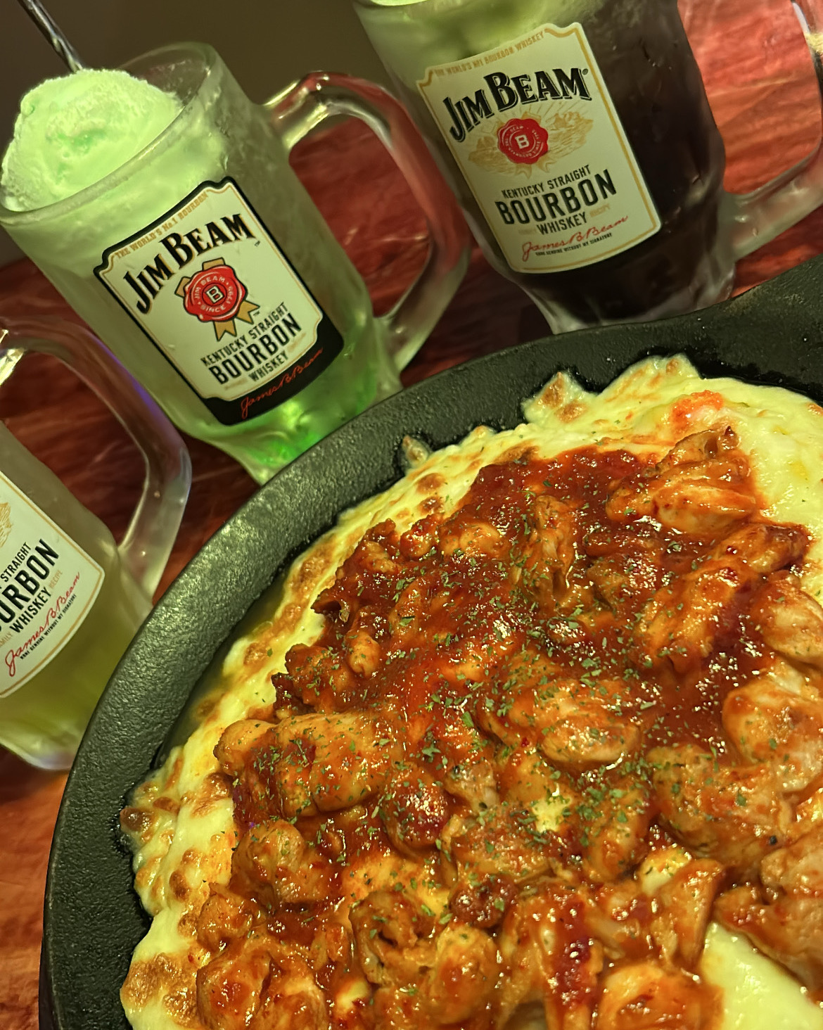 음식이 너무 맛있구 룸이 아늑해서 친구들이랑 오붓하게 이야기하기 좋아요!! 그리고 성진님께